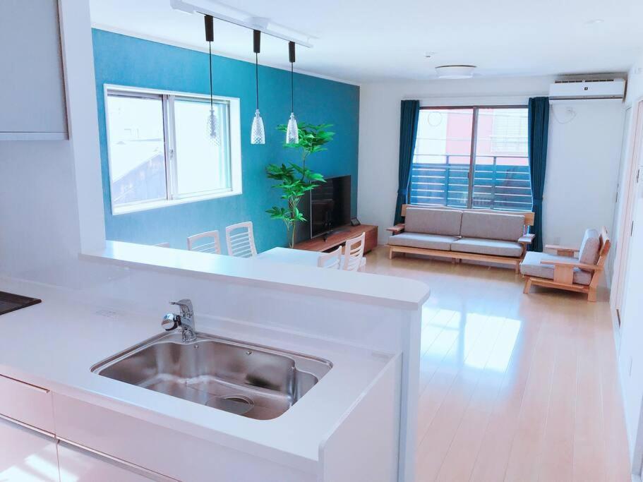 Spacious 120m2/4 Bedrooms/2 Toilets/free Parking * Osaka