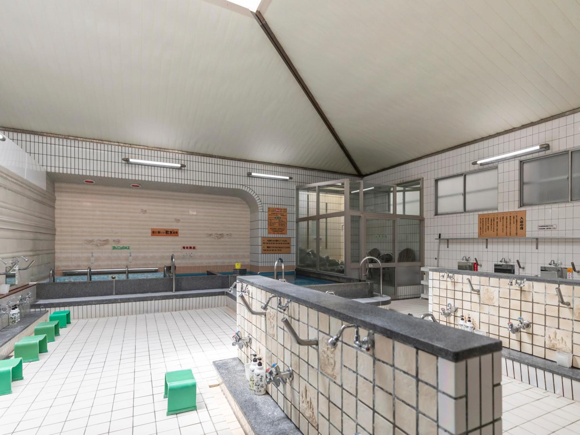 Albergue Business Kaga *