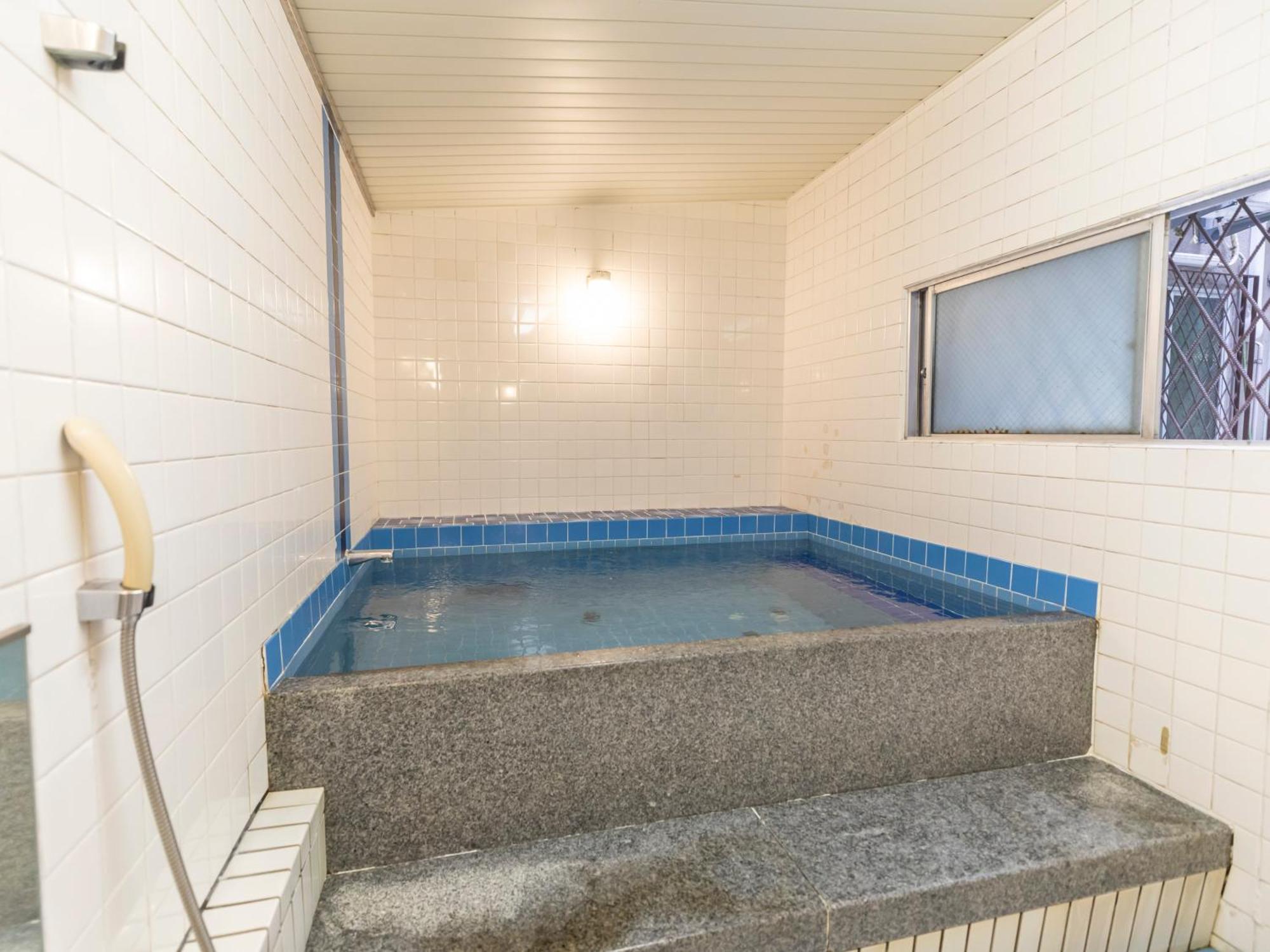 Business Kaga Hostel