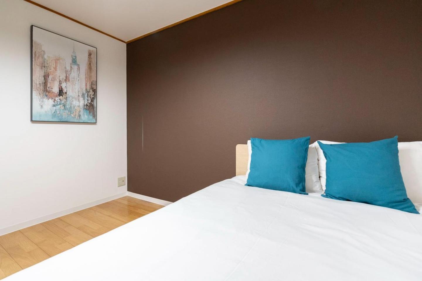 Urban Plaza Apartment