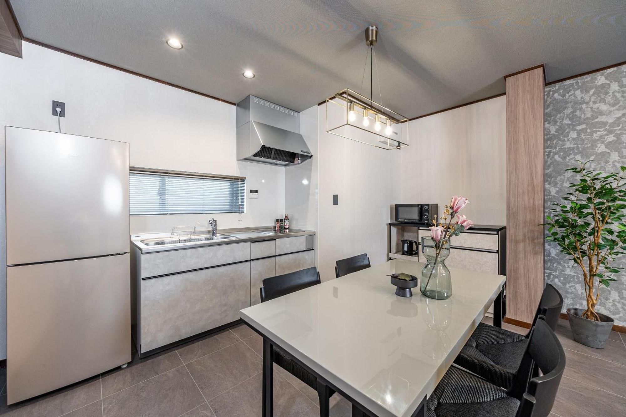Bijou Dapper Villa