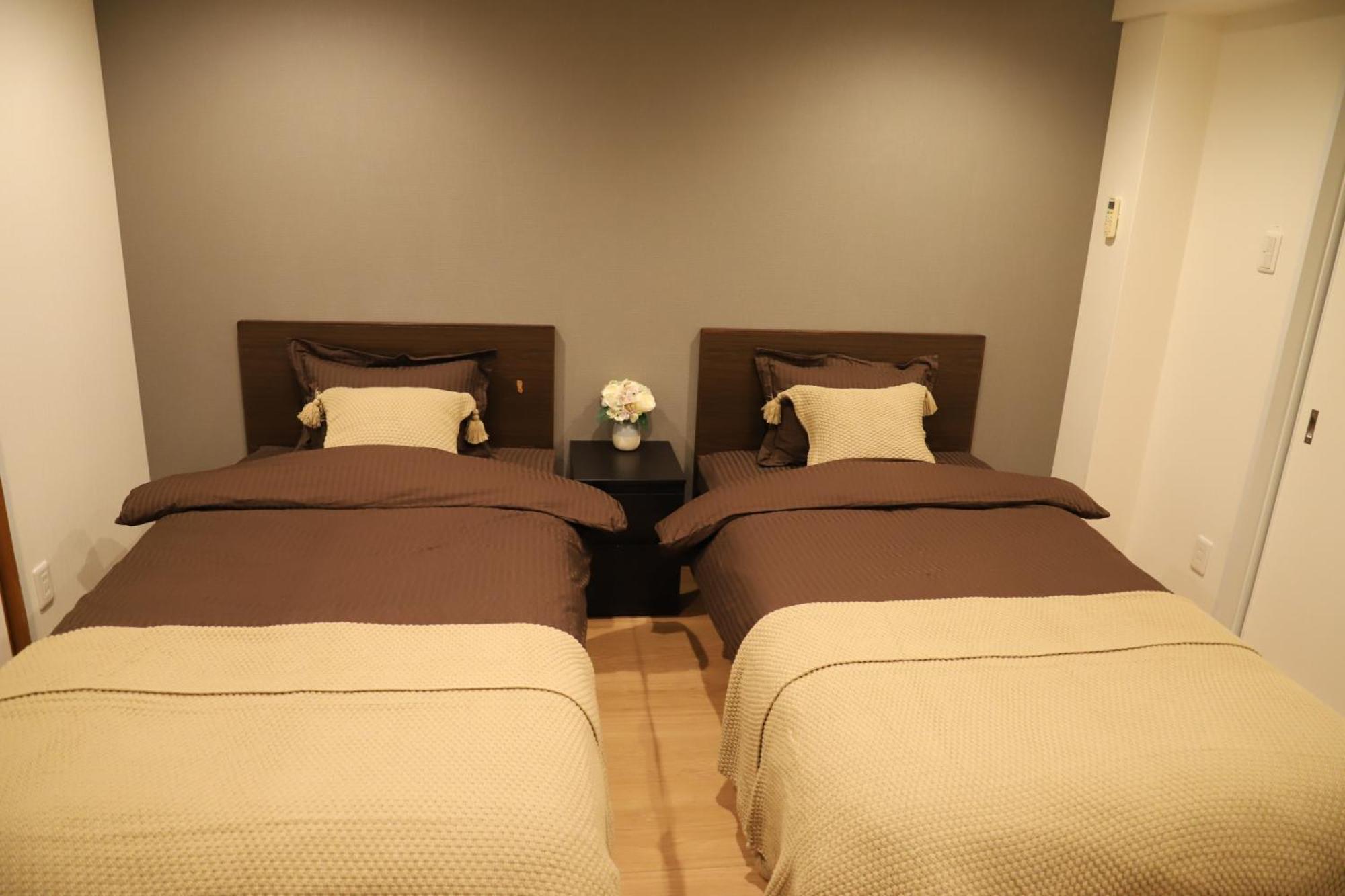 Apartment 有朋ハウス