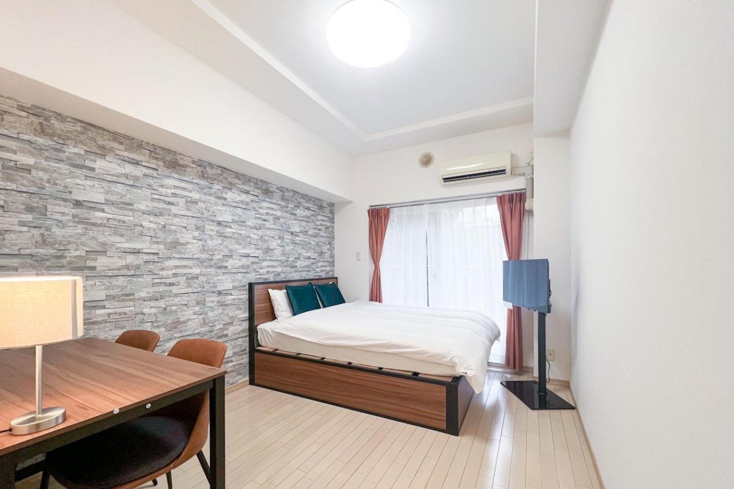 Diorecrest East Shinsaibashi Apartment