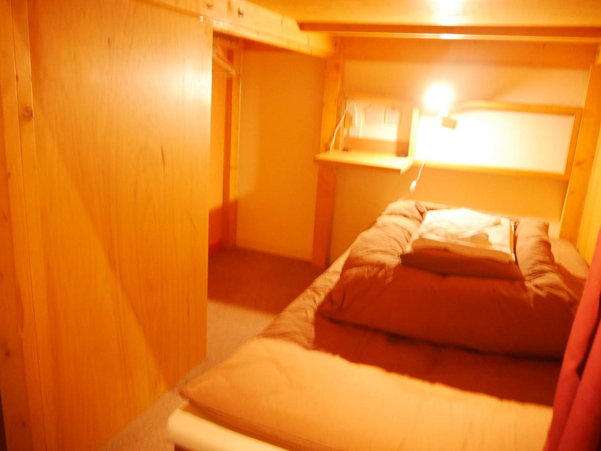 Guest house J-hoppers Universal