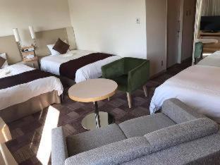 Plaza 4* Osaka
