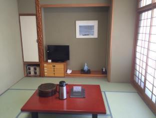 Ryokan Yamatoya Honten