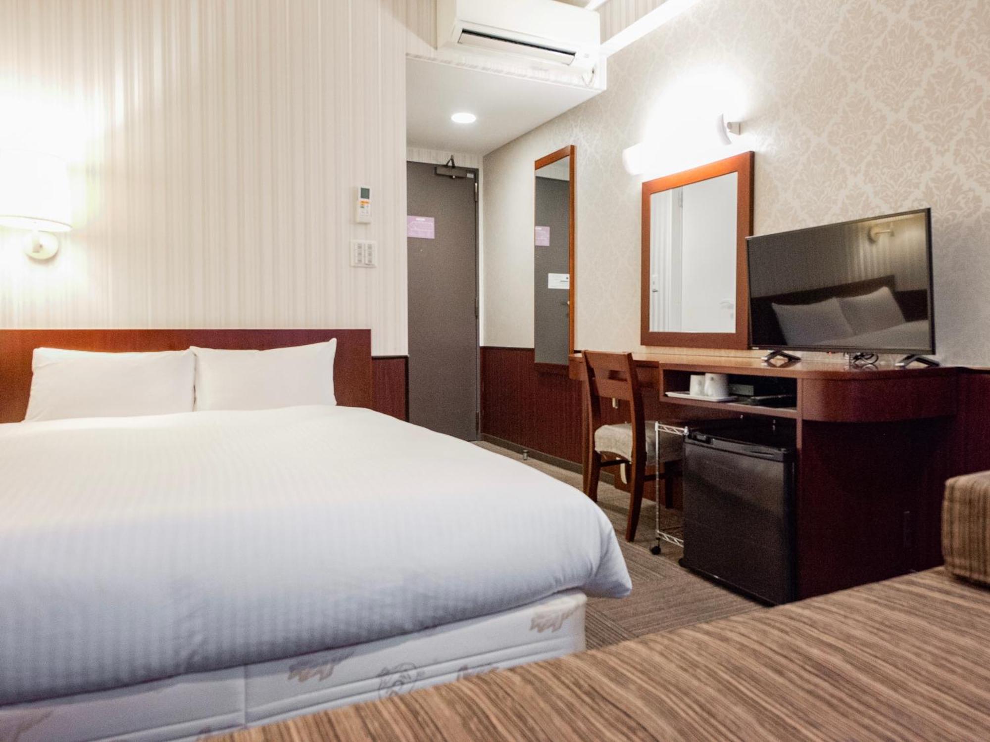 Hillarys Hotel Osaka