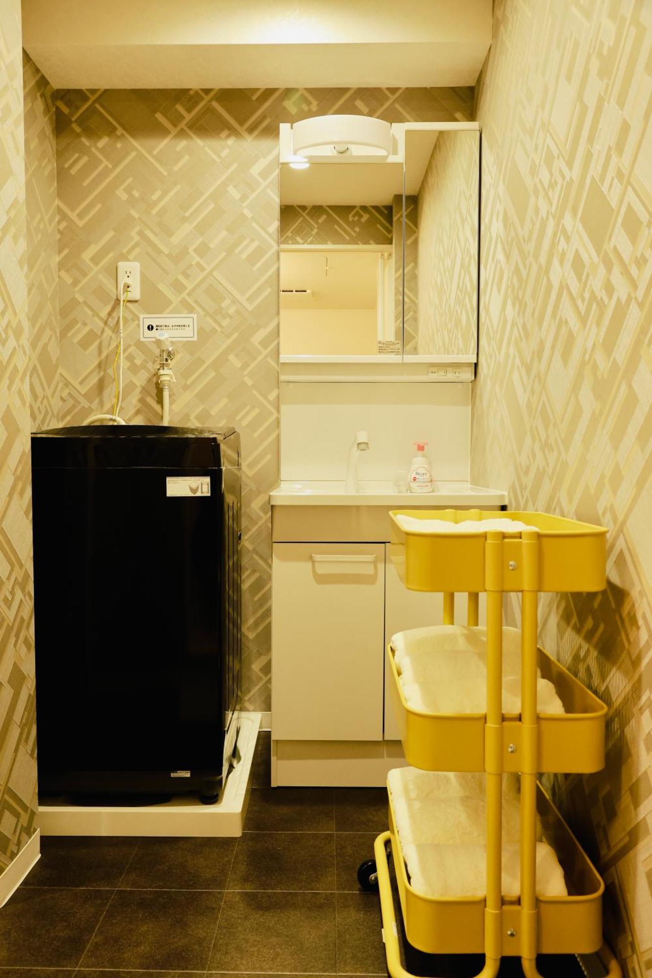 Apartment 【初見】天下茶屋徒歩6分。関西空港、梅田、心斎橋難波直接アクセス *