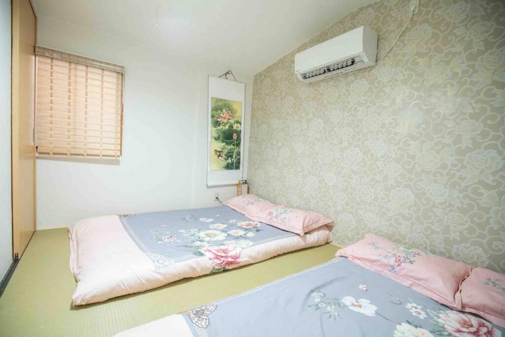 Apartment 机场直达黑门市场1分钟车站5分钟4房一厅2厕所2浴室 *