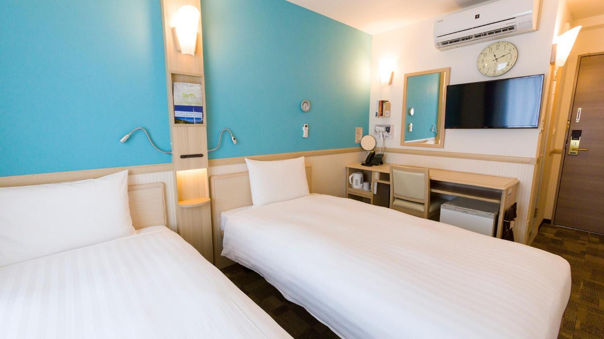 Hotel Toyoko Kyobashi Sakuranomiya 3*