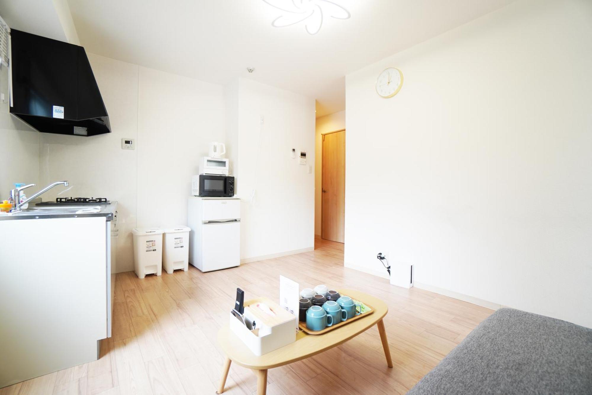Akimi Building Apartment *