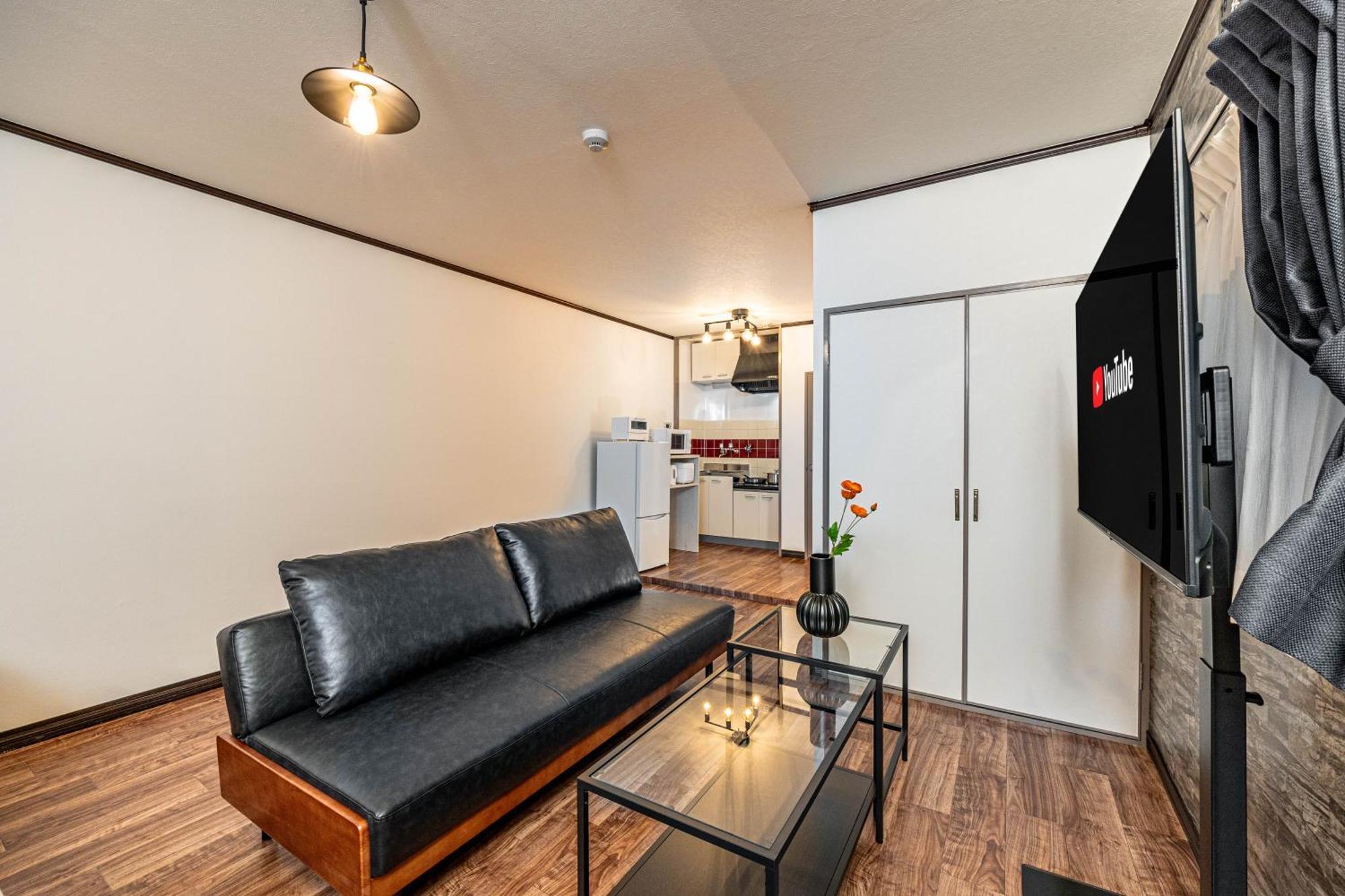 アリタクローバーハイツ103 Apartment