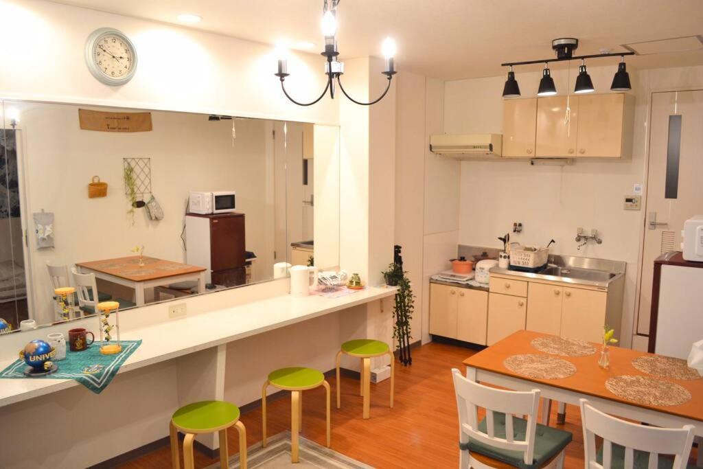 212gblhouse,大阪中心部,道頓堀,難波,心斎橋,黒門市場エリア!usjもすぐ!駅から徒歩1分の広いおしゃれな部屋! Osaka
