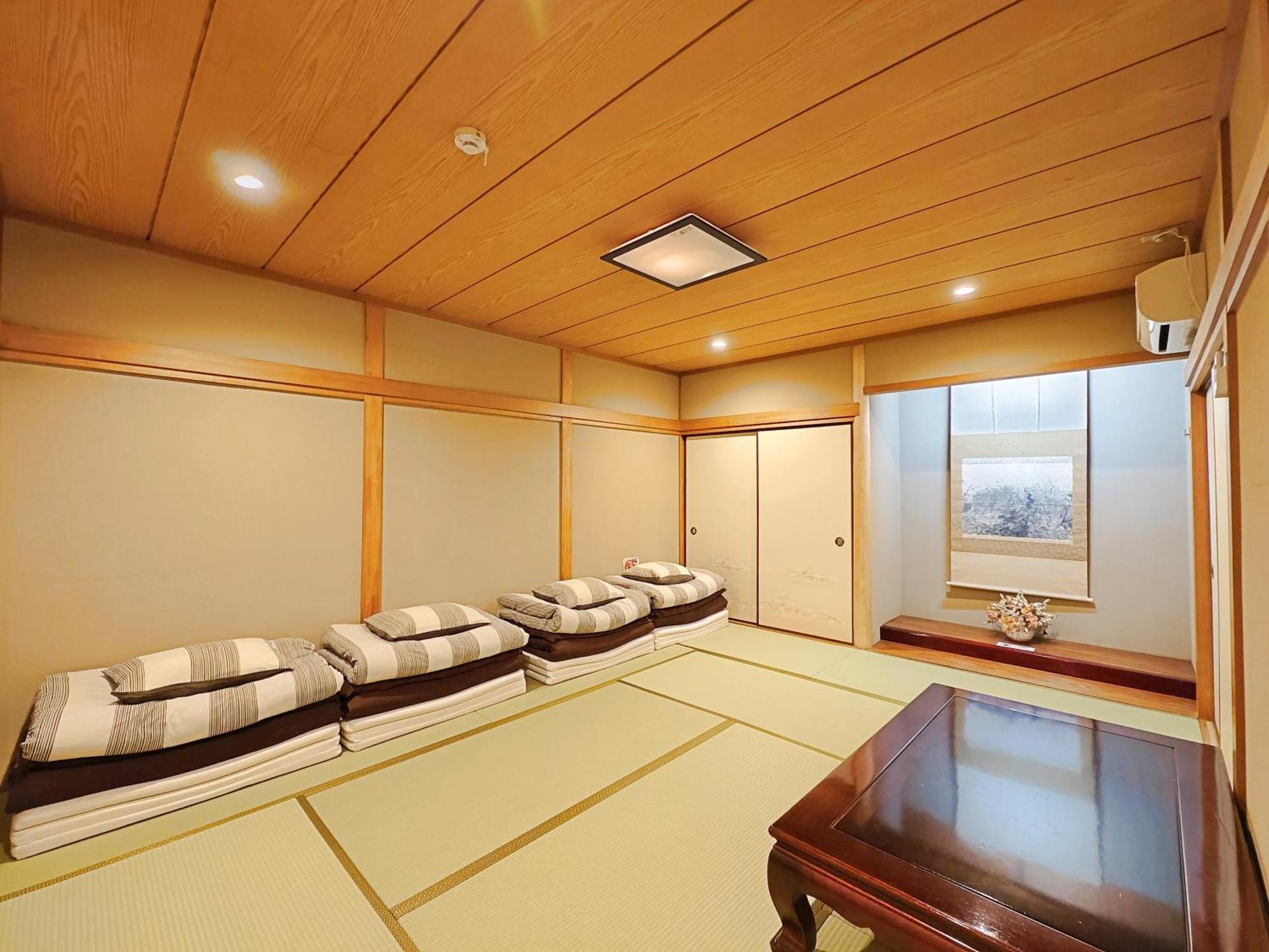 Villa 清潔#快適#広々なんば駅徒歩8分#9名宿泊可#wi-fiswitch#大画面tv *