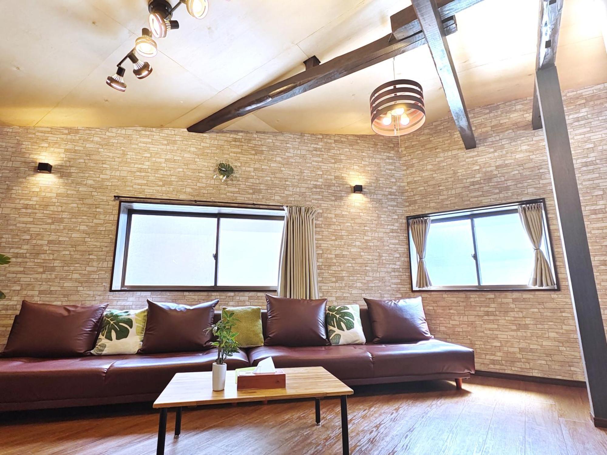 Villa 清潔#快適#広々なんば駅徒歩8分#9名宿泊可#wi-fiswitch#大画面tv *