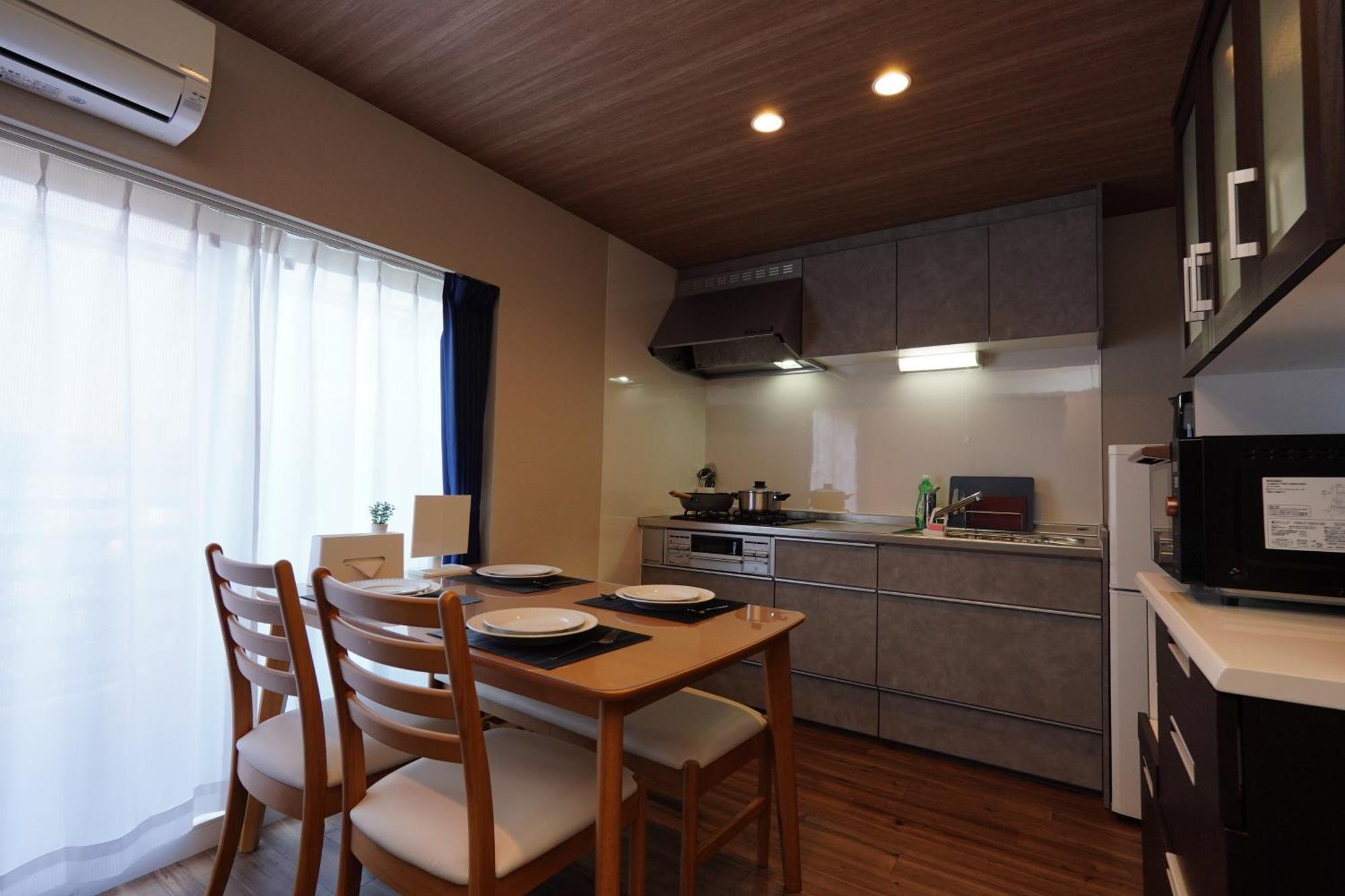 Homestay Kuromon Royal Ueno *