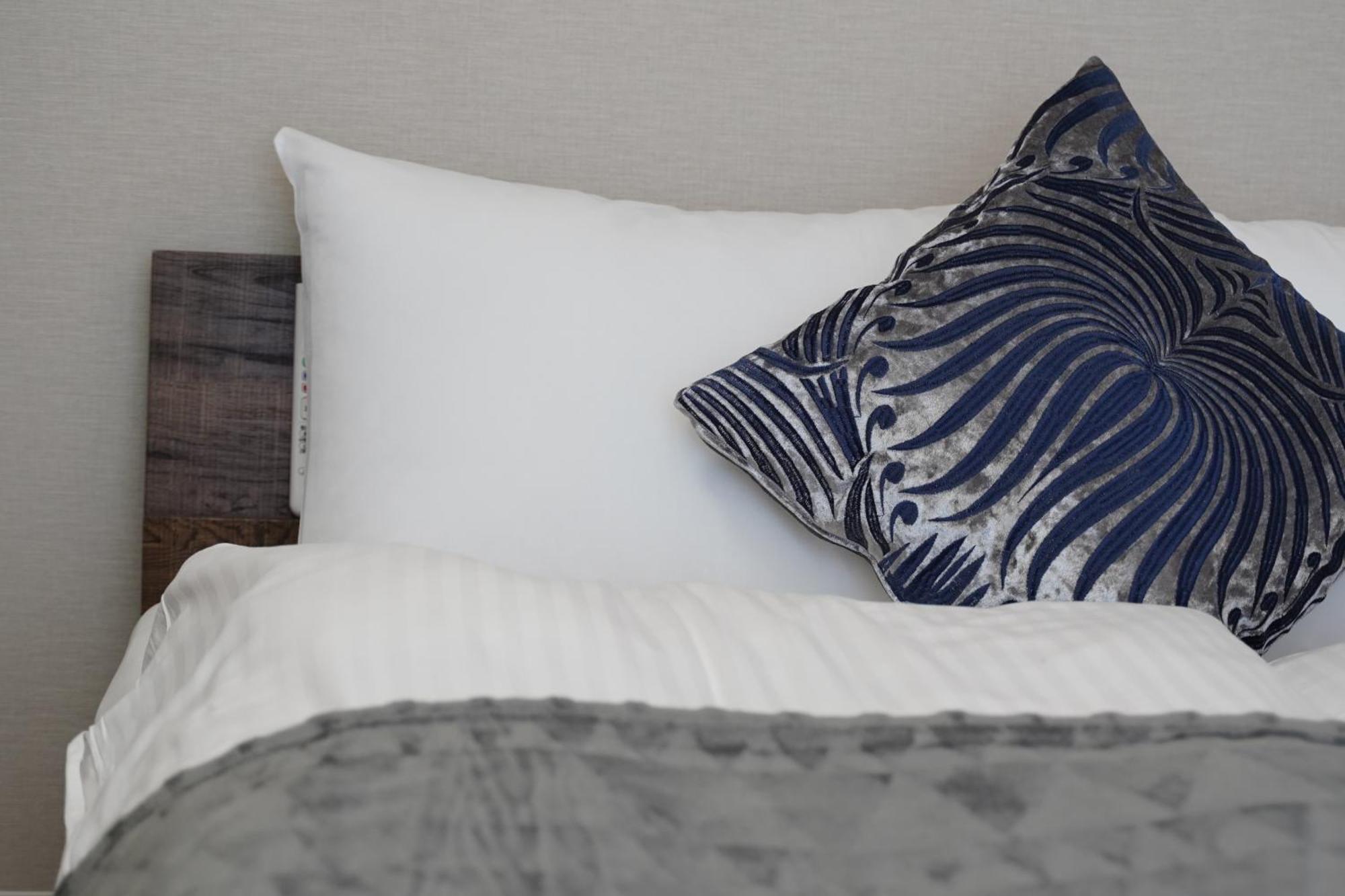 Kuromon Royal Ueno Homestay *