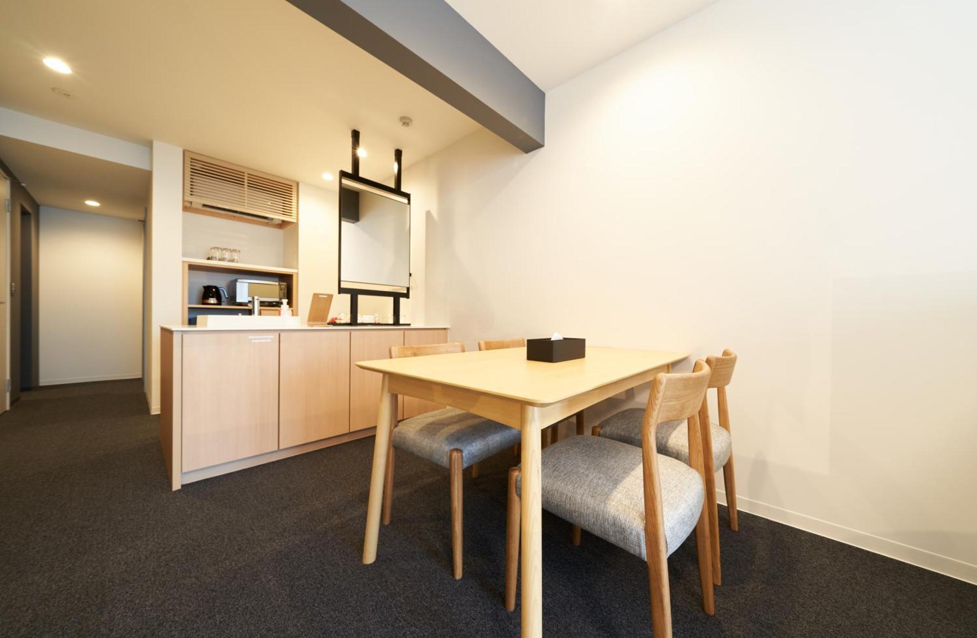 Rakuten Station North Apartment *