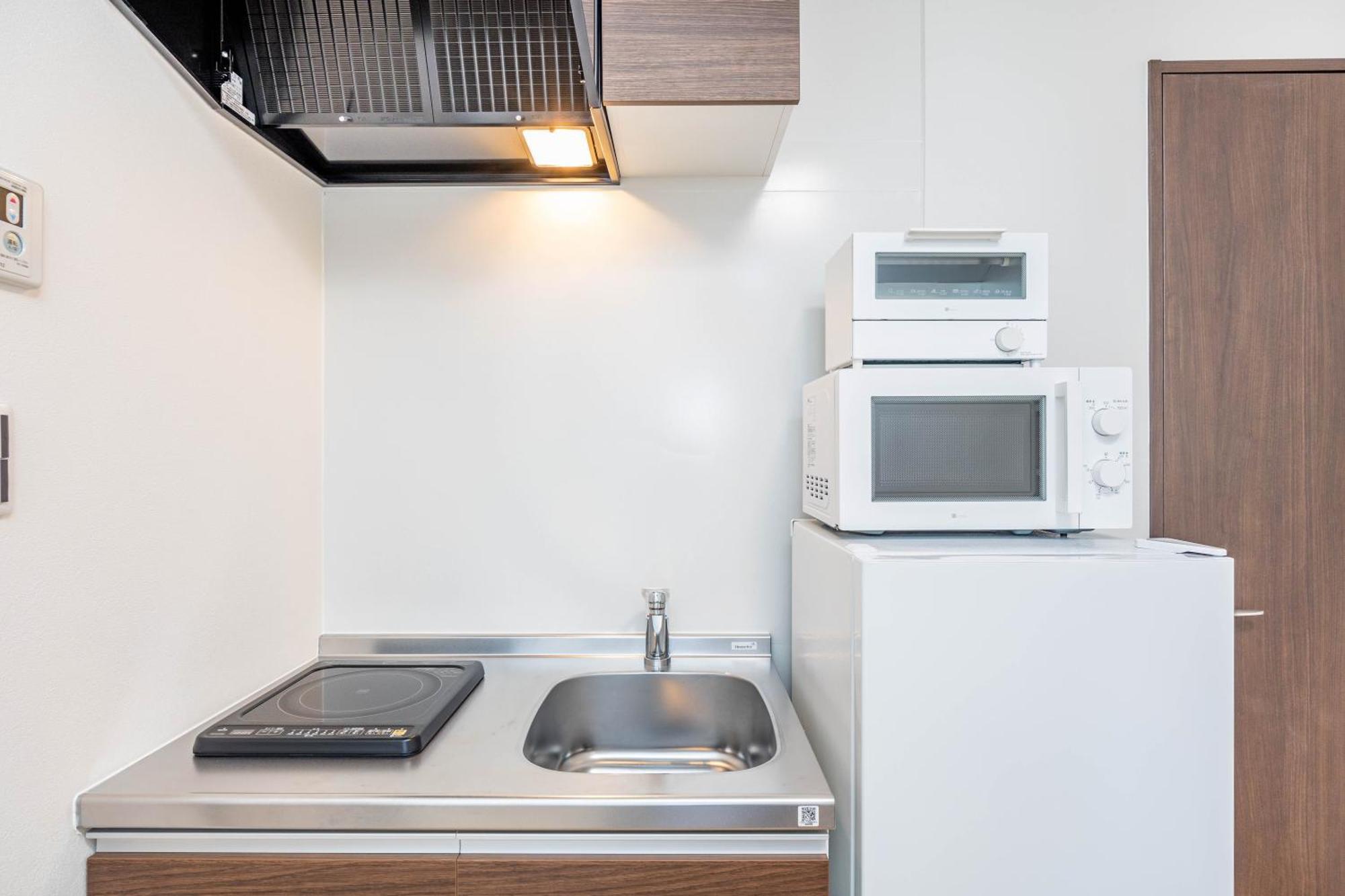 1688 House B Apartment