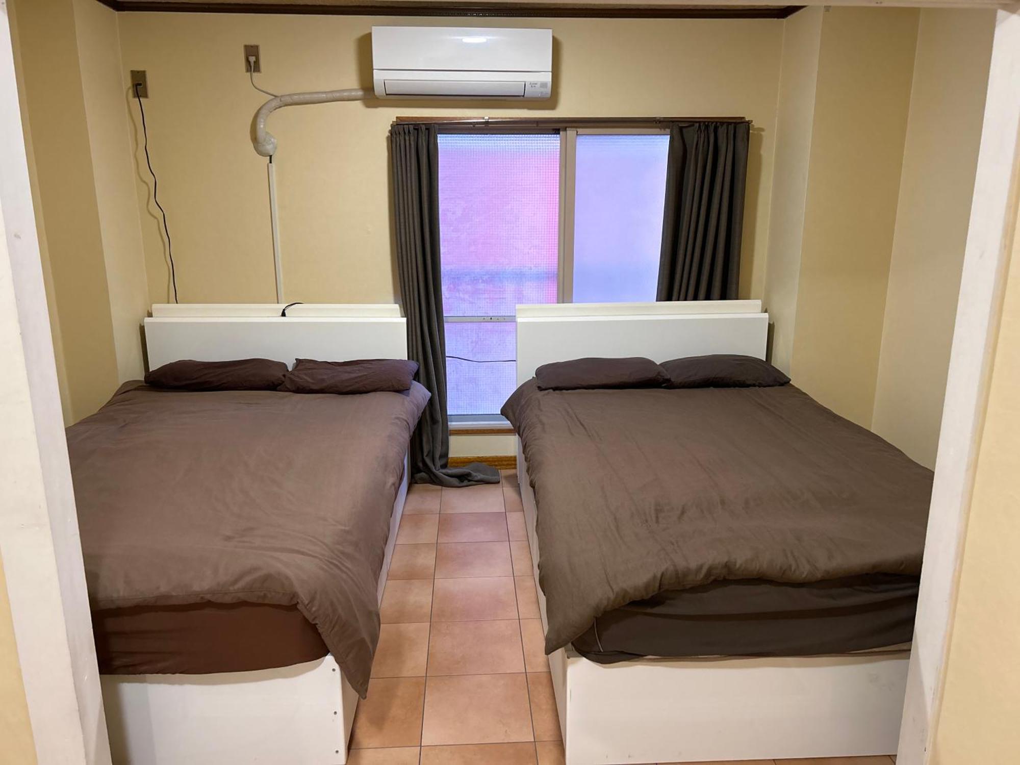 Just Renovated 1dk Close To Shinsaibashi