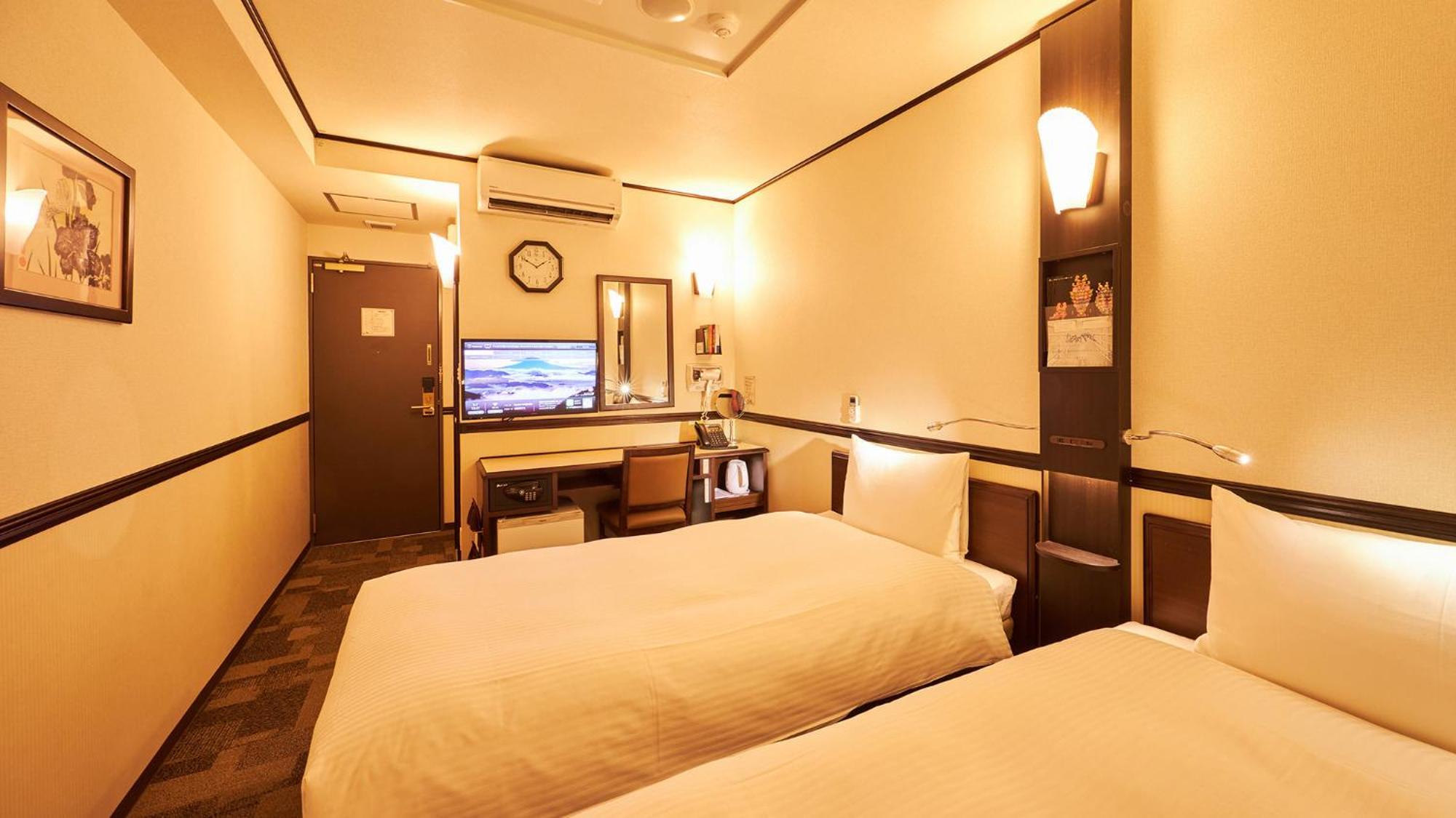 Toyoko Tsutenkaku Mae Hotel 3*