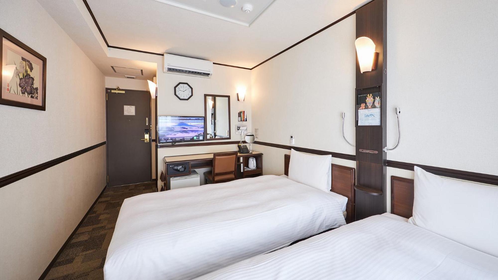 Toyoko Tsutenkaku Mae 3* Osaka