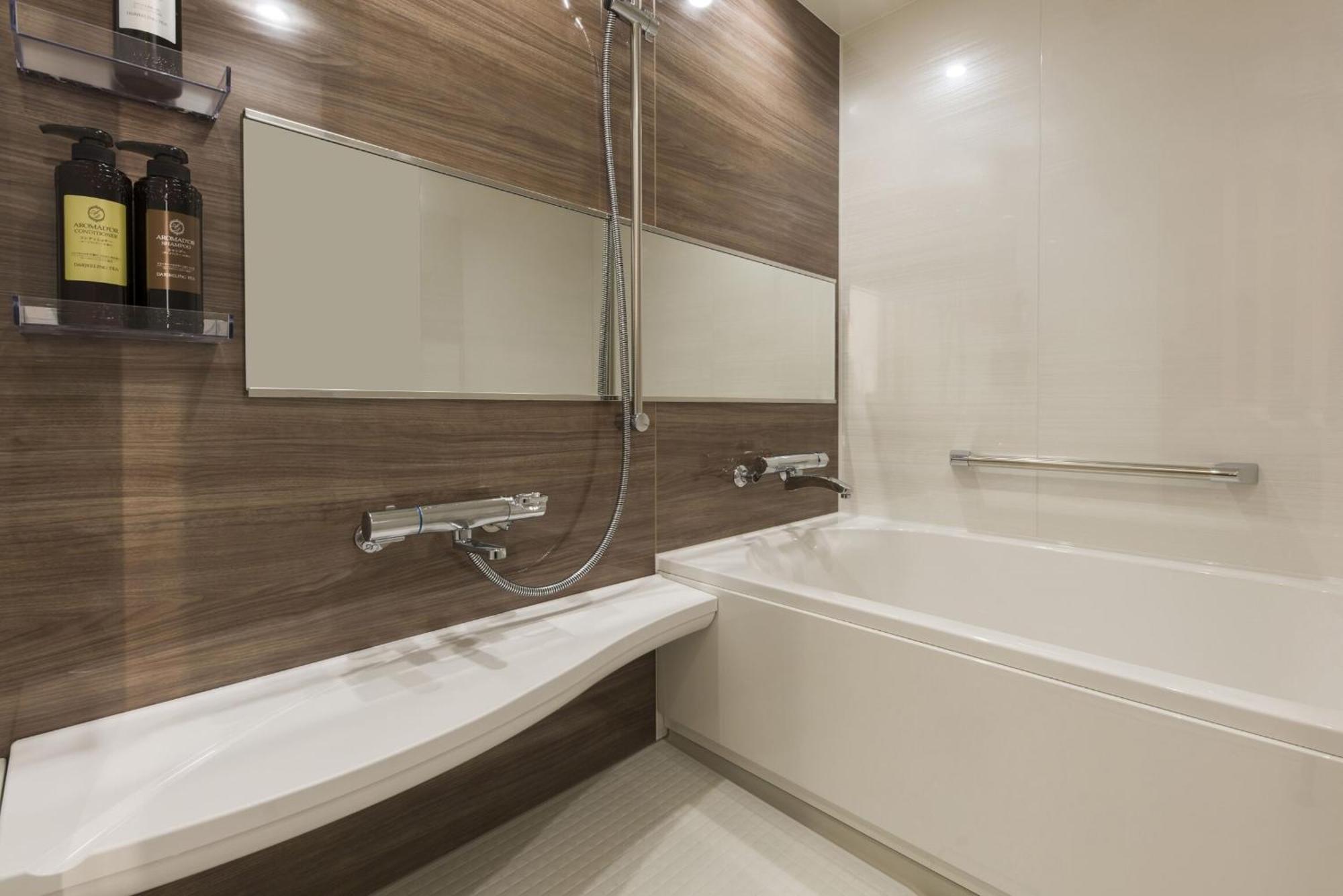 Iam Hotel 4*