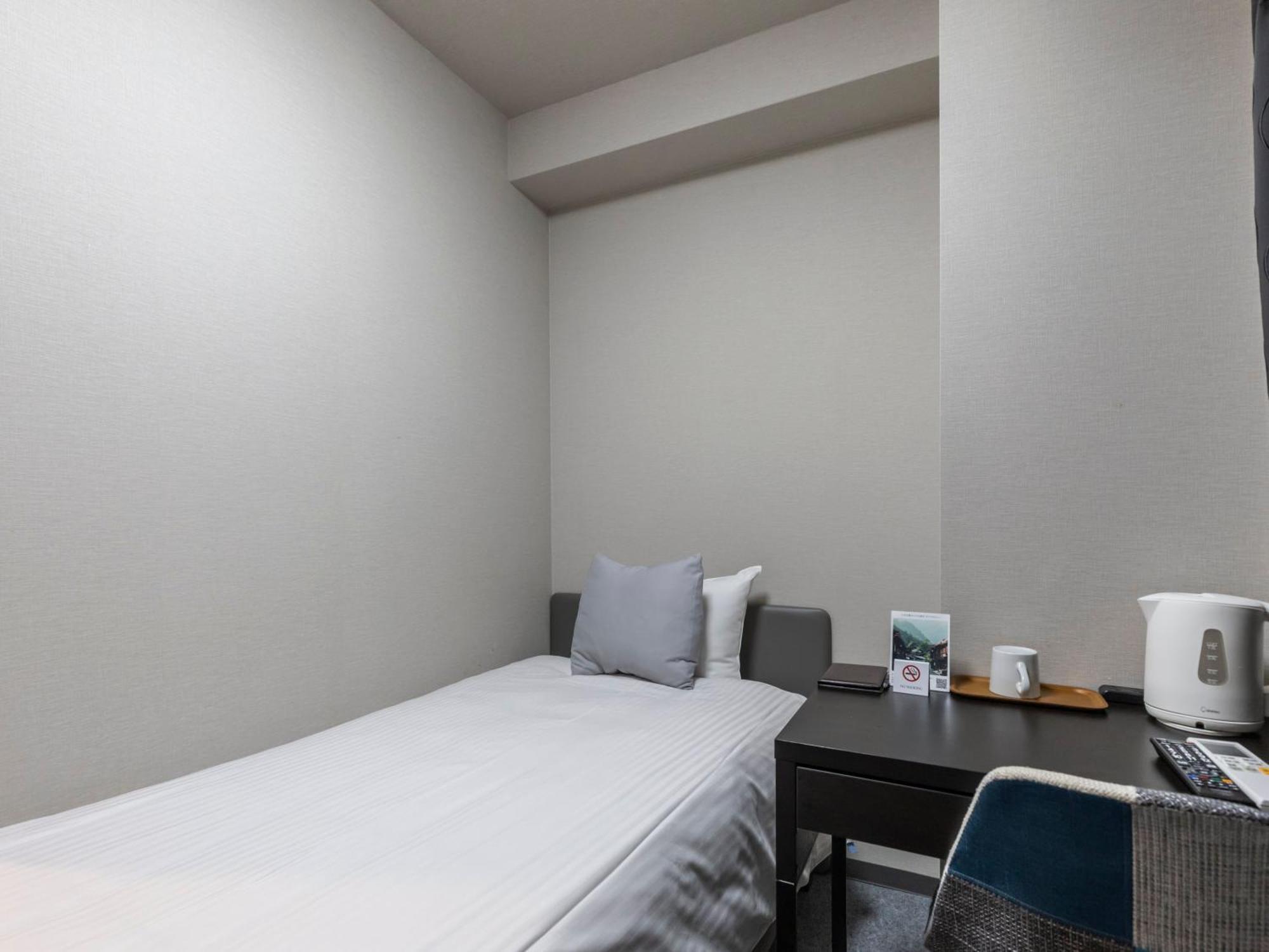 Tabist Unihotel Midosuji Hommachi Hotel Osaka