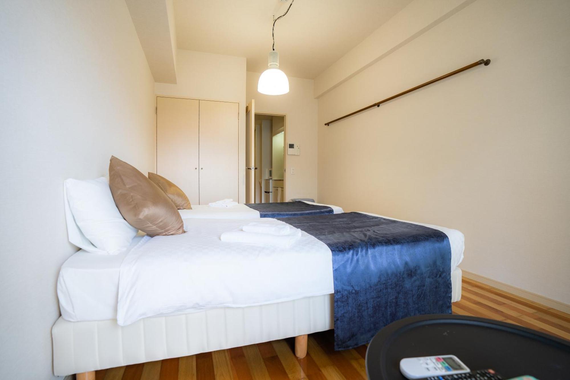 Guest house S-presso Namba Parks Street