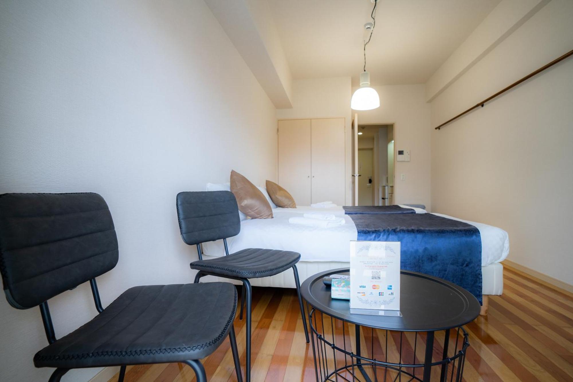 Guest house S-presso Namba Parks Street