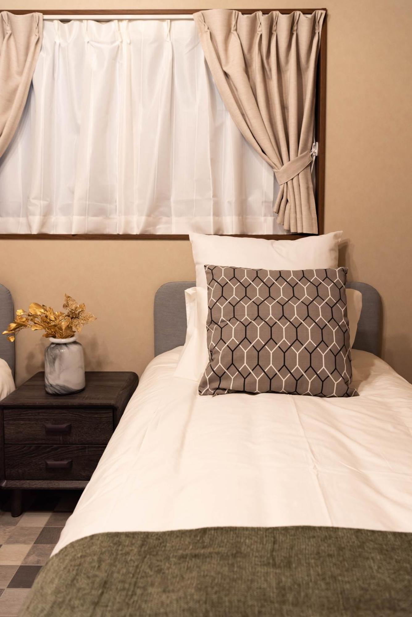 Bijou Next Apartment