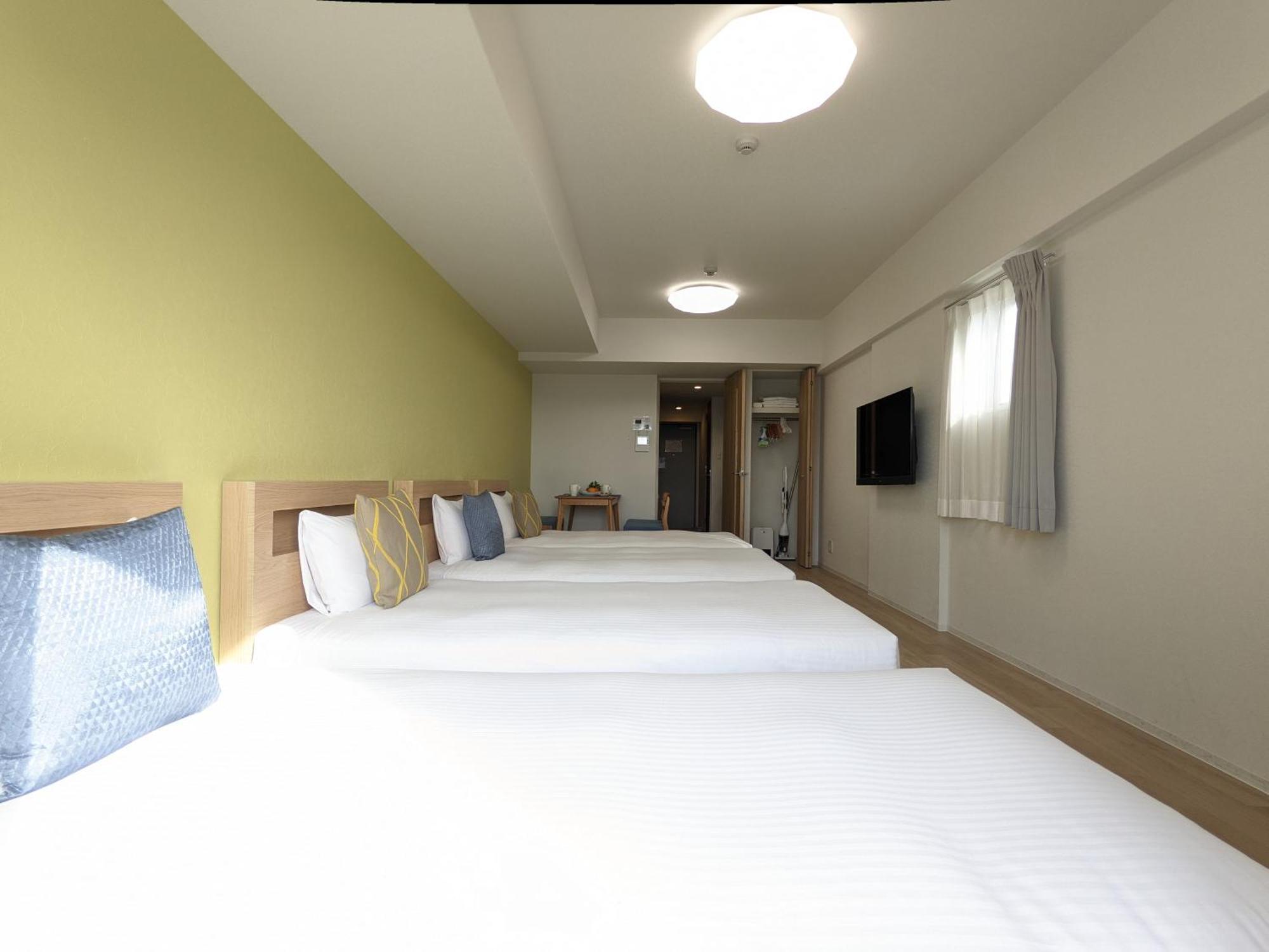 Hotel Eslead Namba South ⅲ 3*
