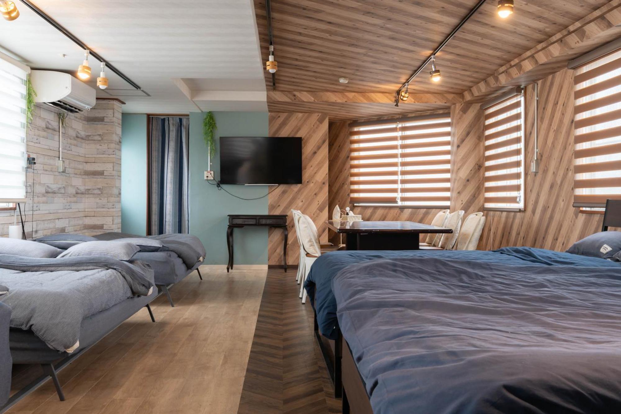 Aparthotel U.house