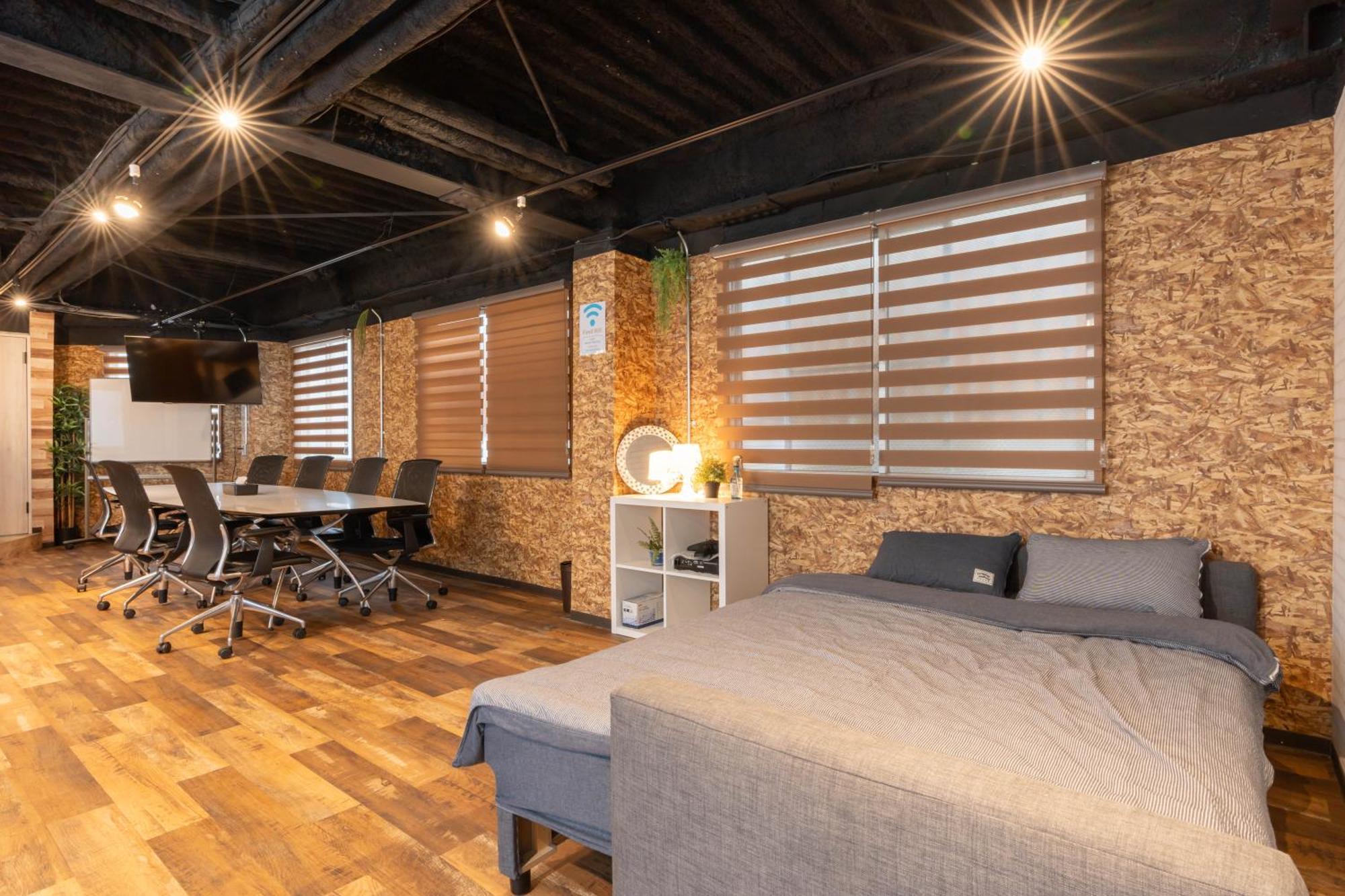 Aparthotel U.house *