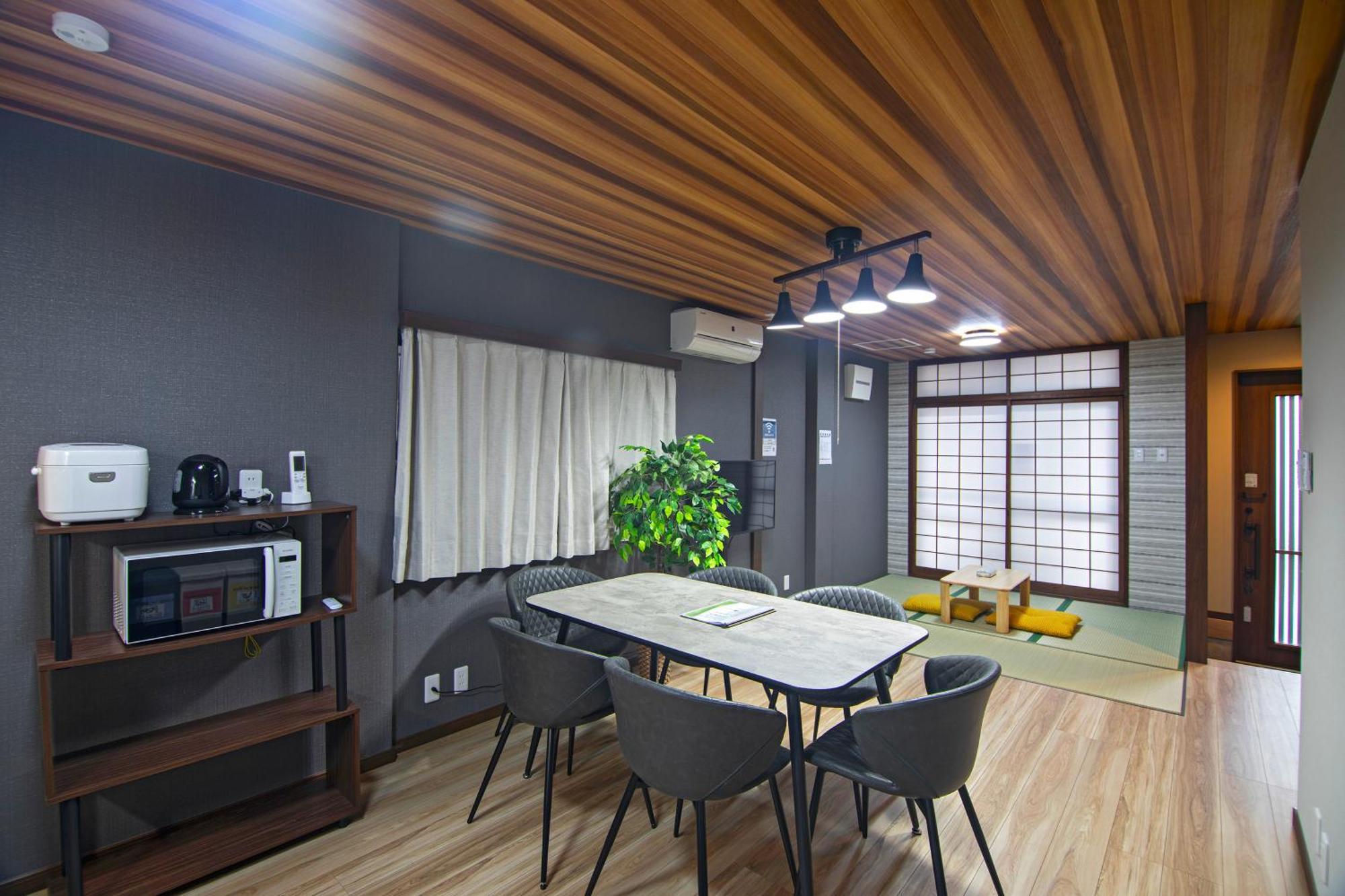 Apartment ニシナカhouse 新大阪駅から1駅 Osaka