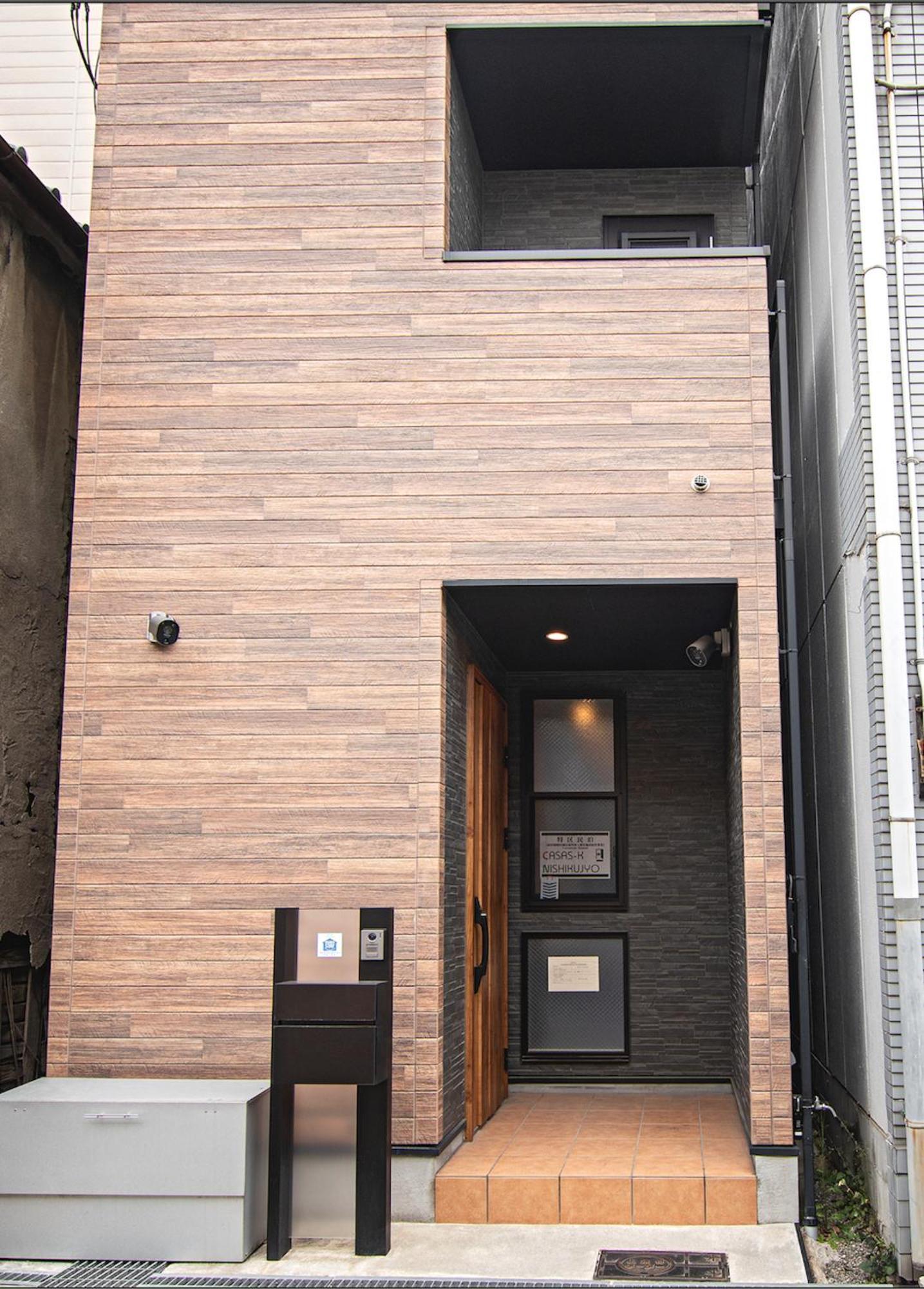 Holiday home 西九条【新築一軒家】駅近・アクセス良好＊osaka＊nambaエリア＊newopen!! Freewifi