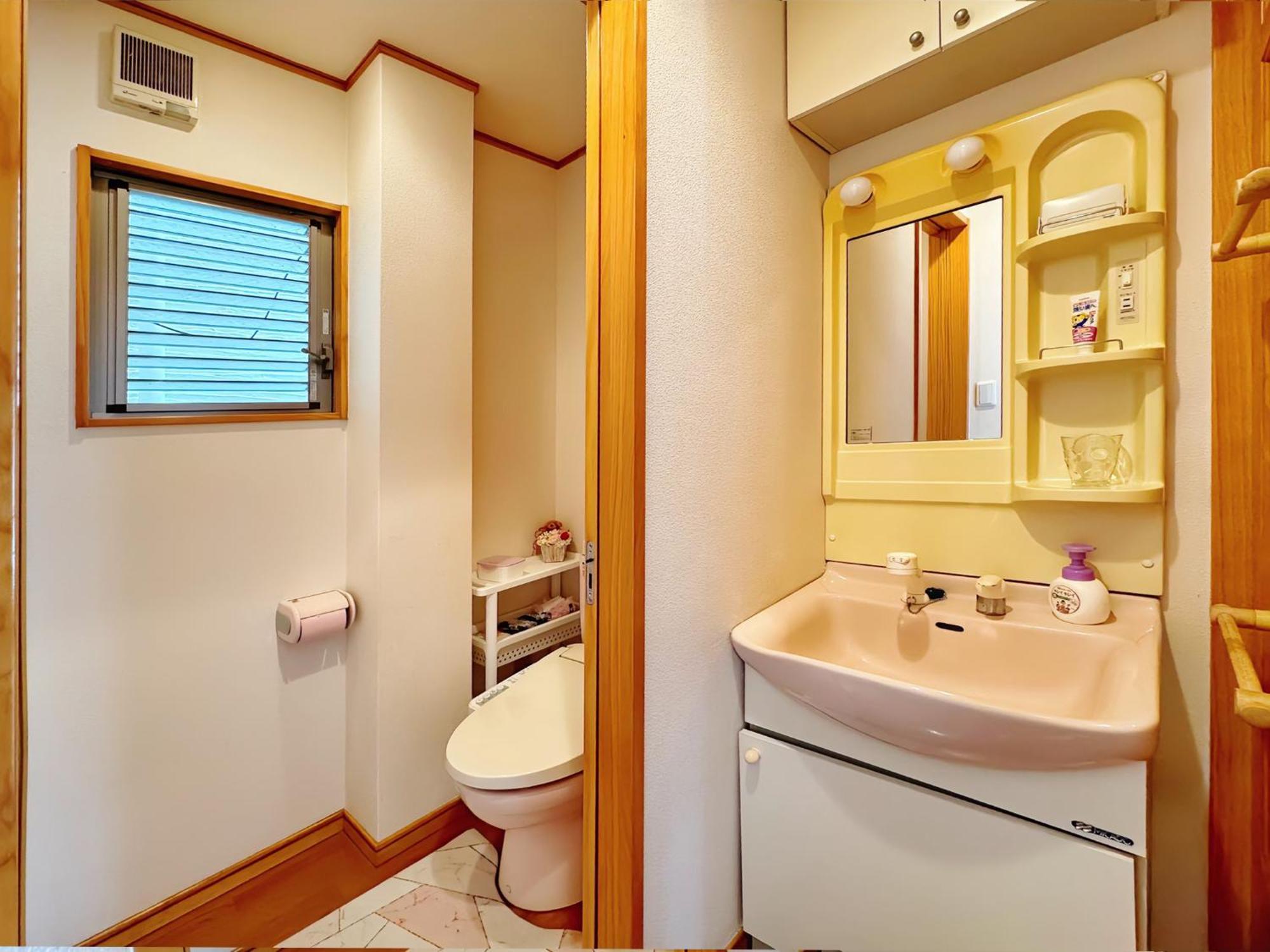 Holiday home 大阪民泊ー和の家 *
