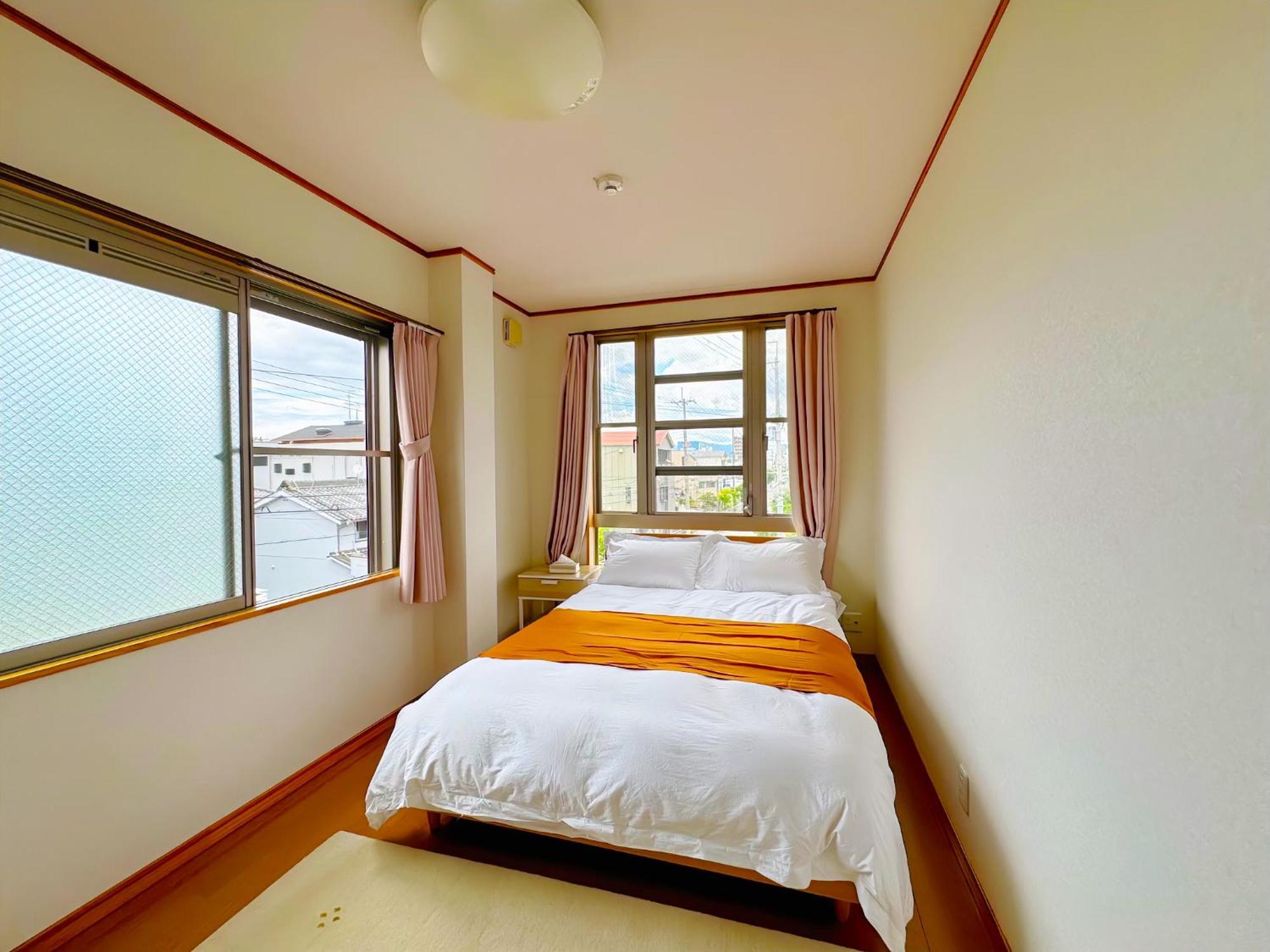 Holiday home 大阪民泊ー和の家 *