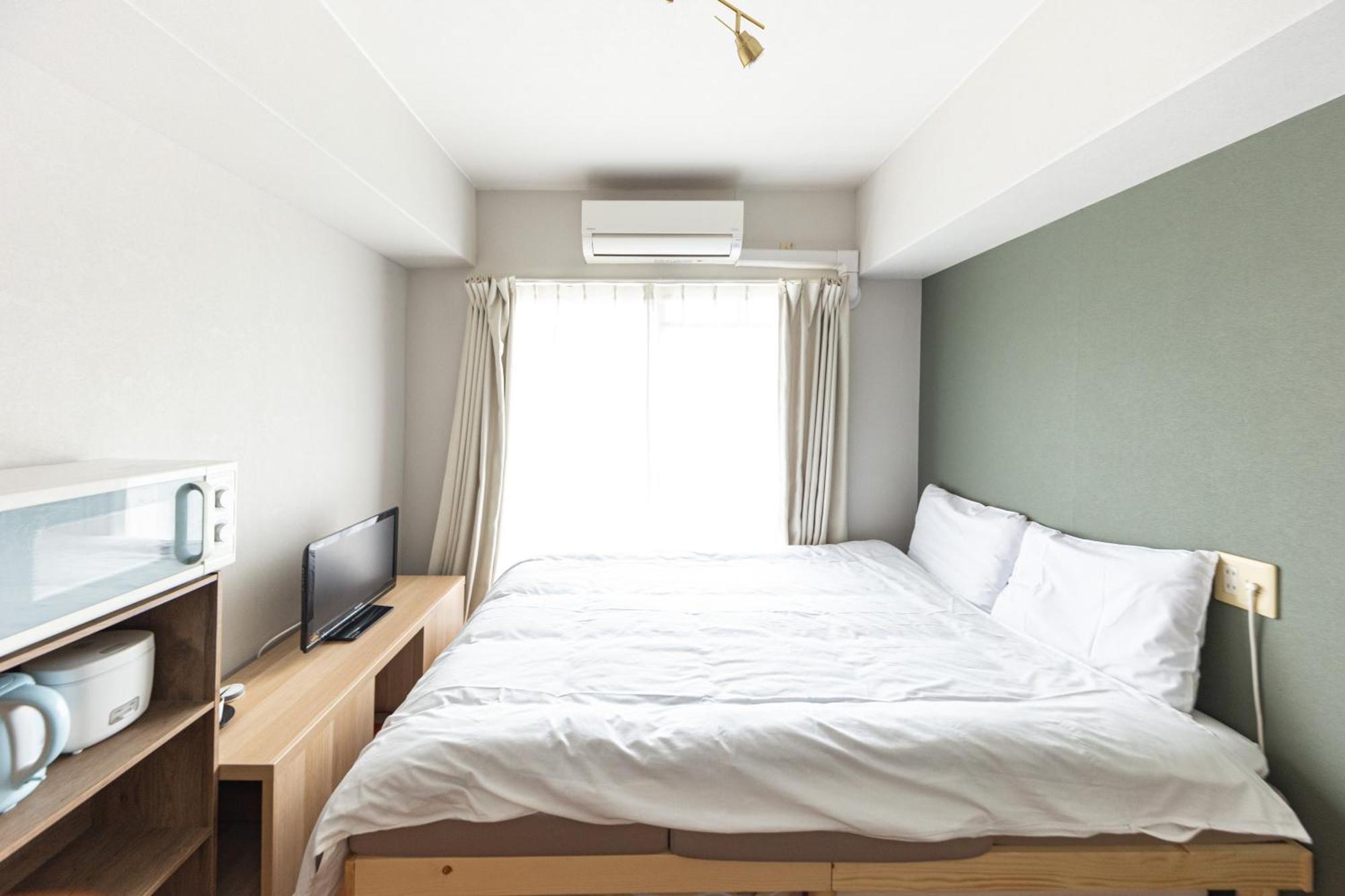 Apartment 702 道頓堀側のお部屋 中心地へのアクセス抜群 ダブルベッド1台 お布団1枚 Osaka