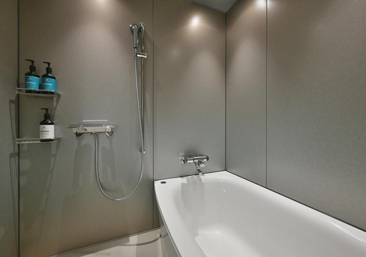 Smart Yodoyabashi Hotel