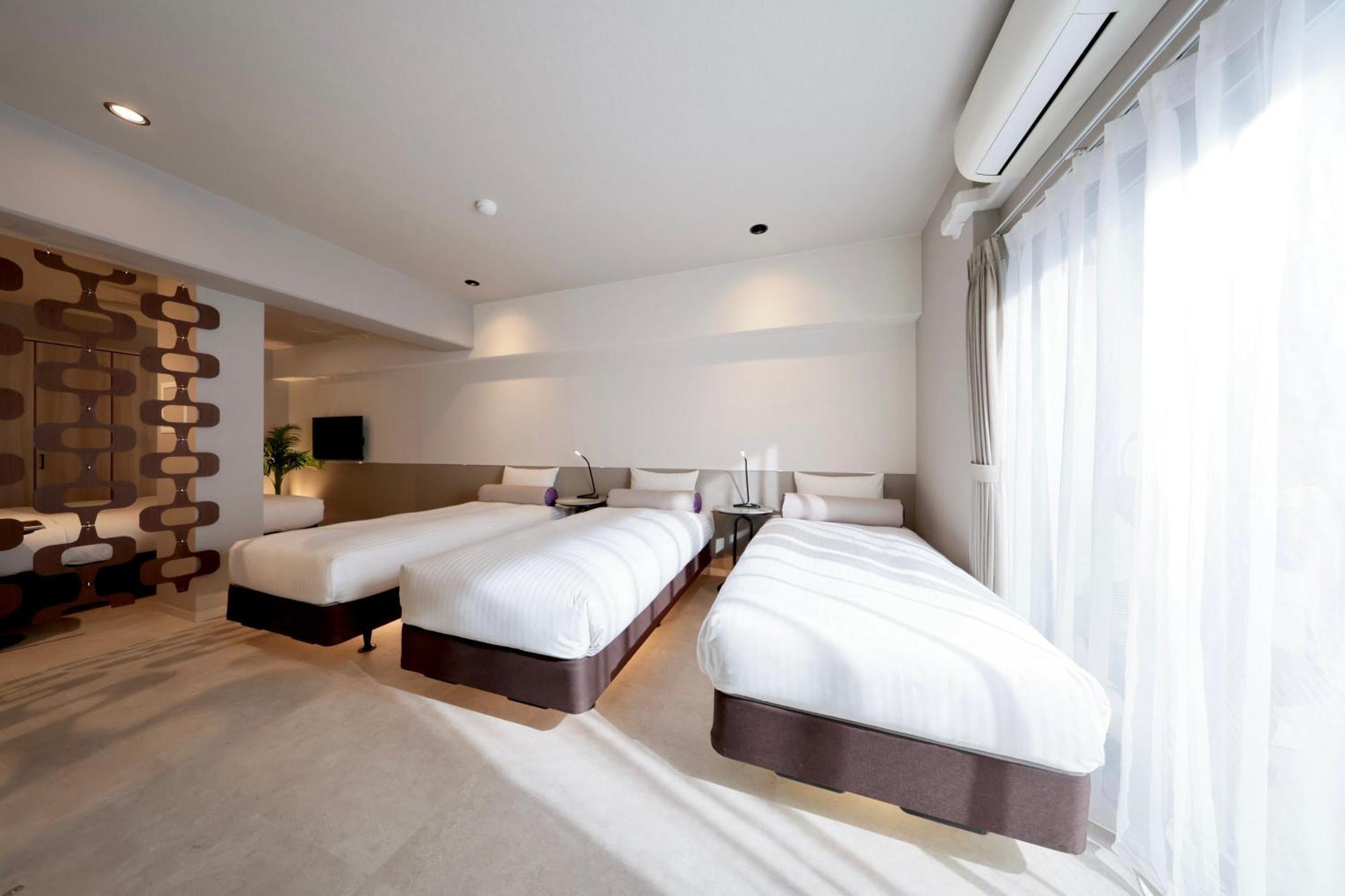 Dotombori Crystal 3 Hotel