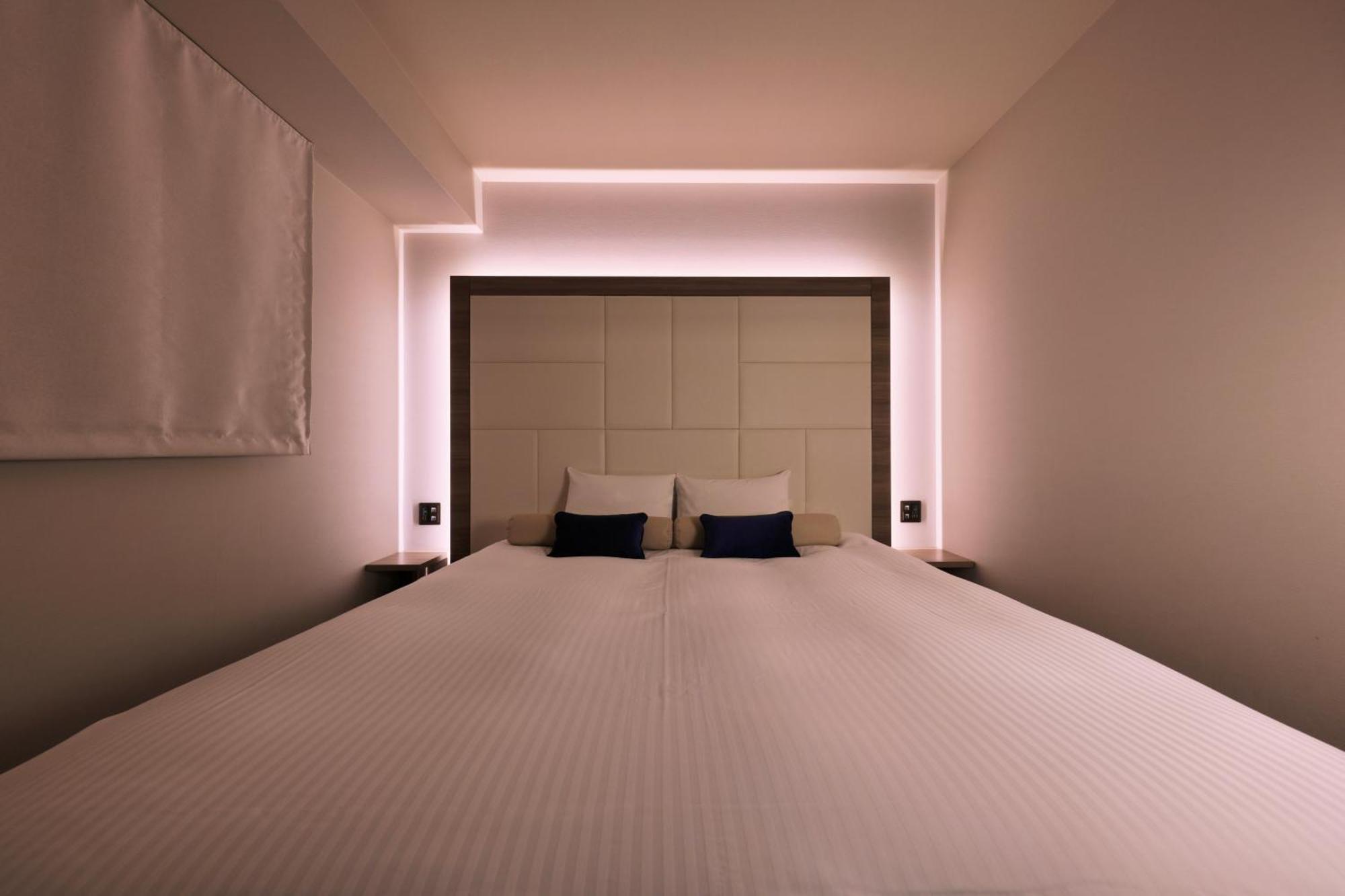 Doutonbori Crystal Hotel