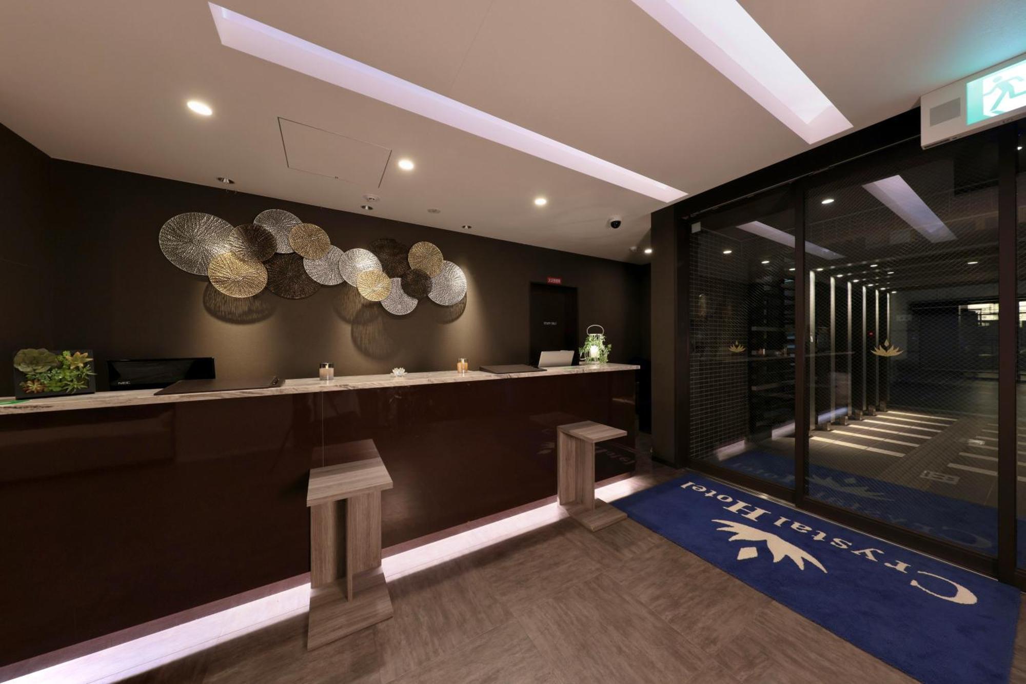 Hotel Doutonbori Crystal 4*