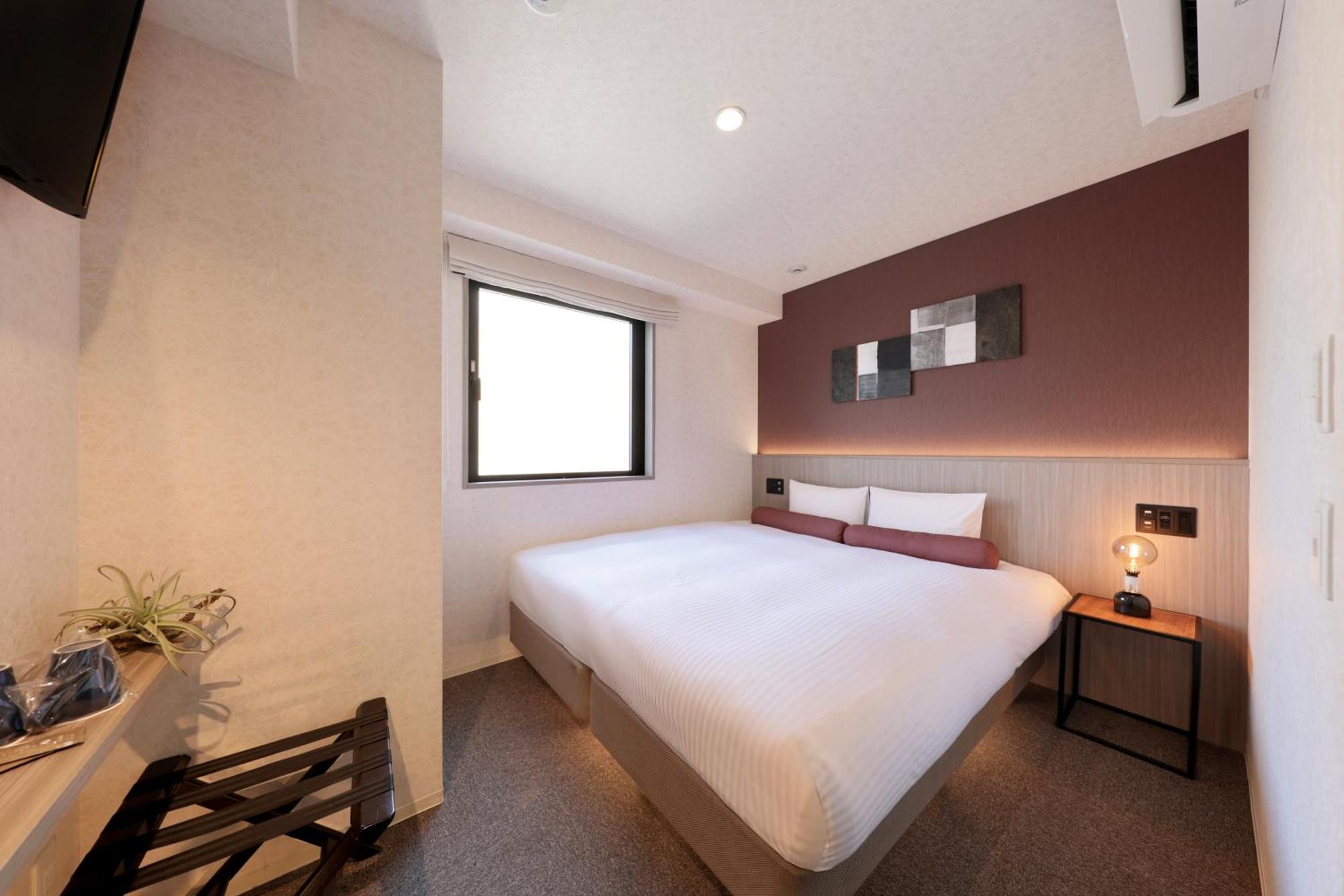 Hotel Doutonbori Crystal Iv