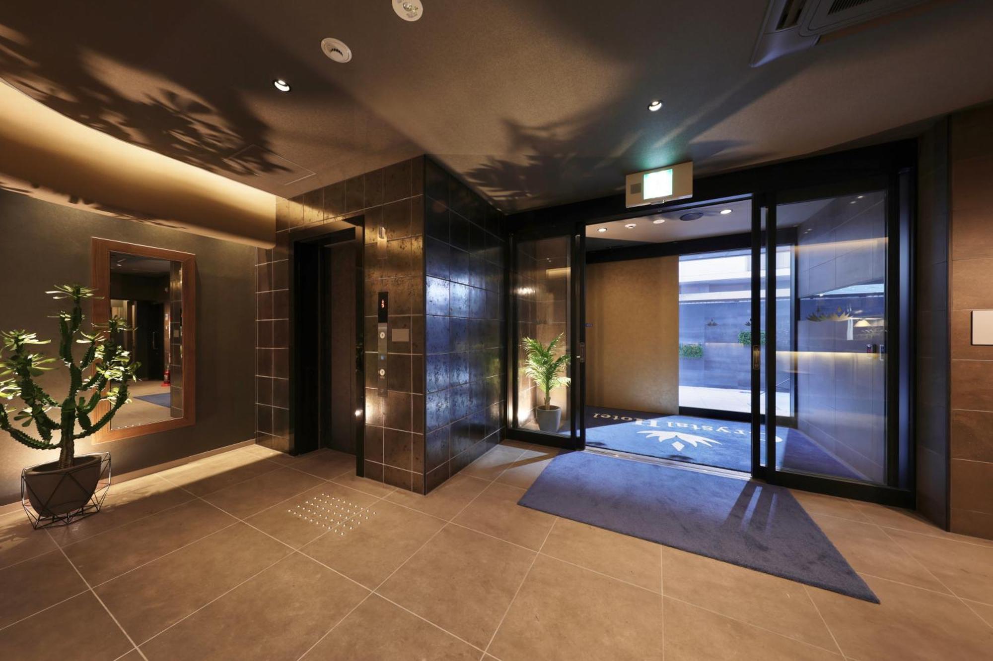 Doutonbori Crystal Iv Hotel 3*