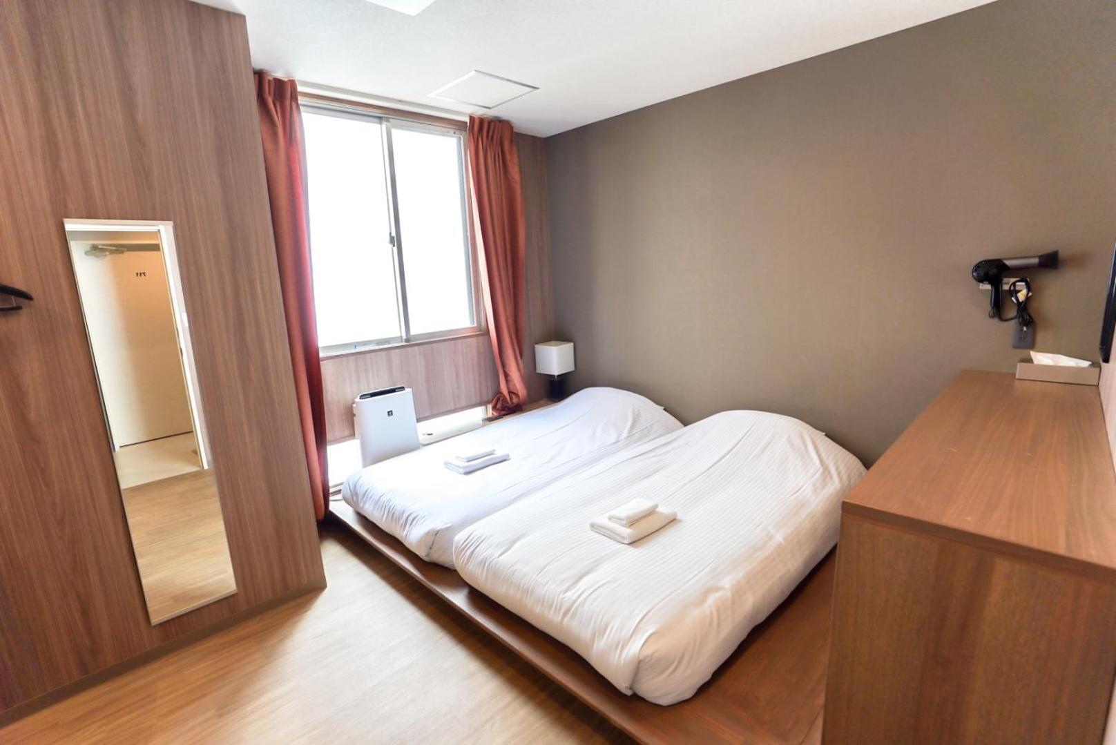 &and Shinsaibashi East Hostel