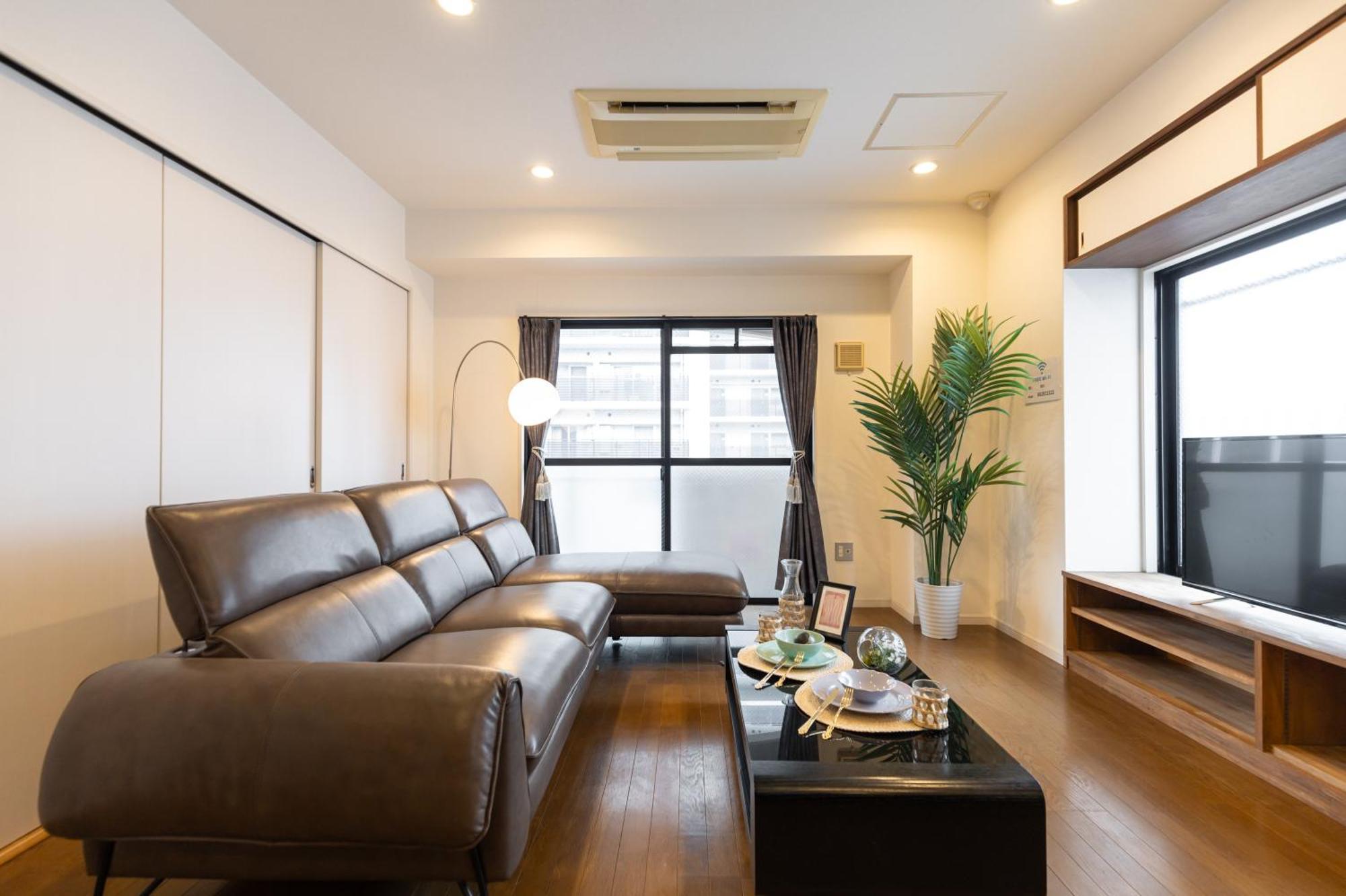 Groundcourt Namba: For Large Groups Apartment Osaka
