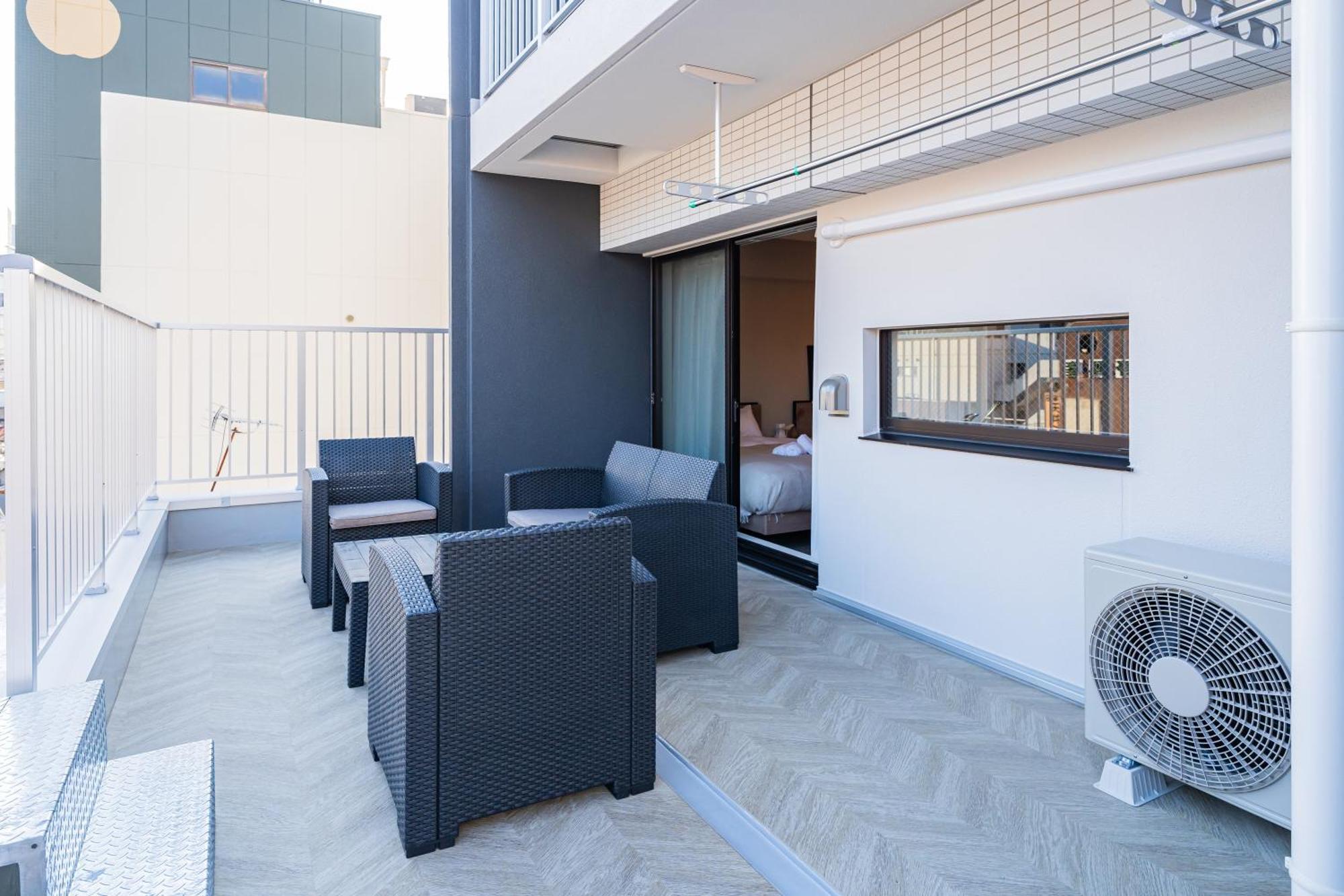 Apartment 11 Umeda Kamiyama Osaka