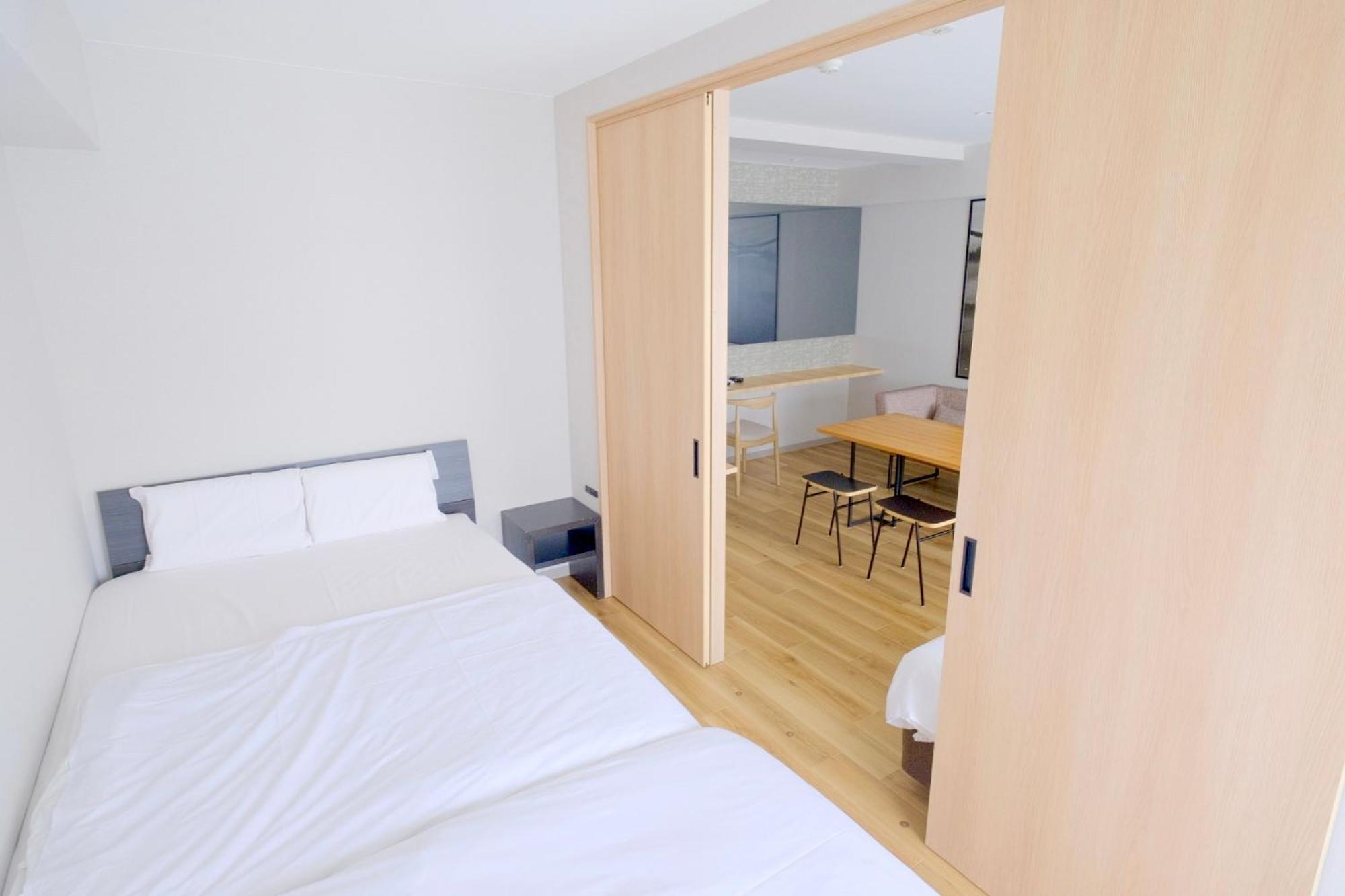 Apartment Comforts81 Shinsaibashi
