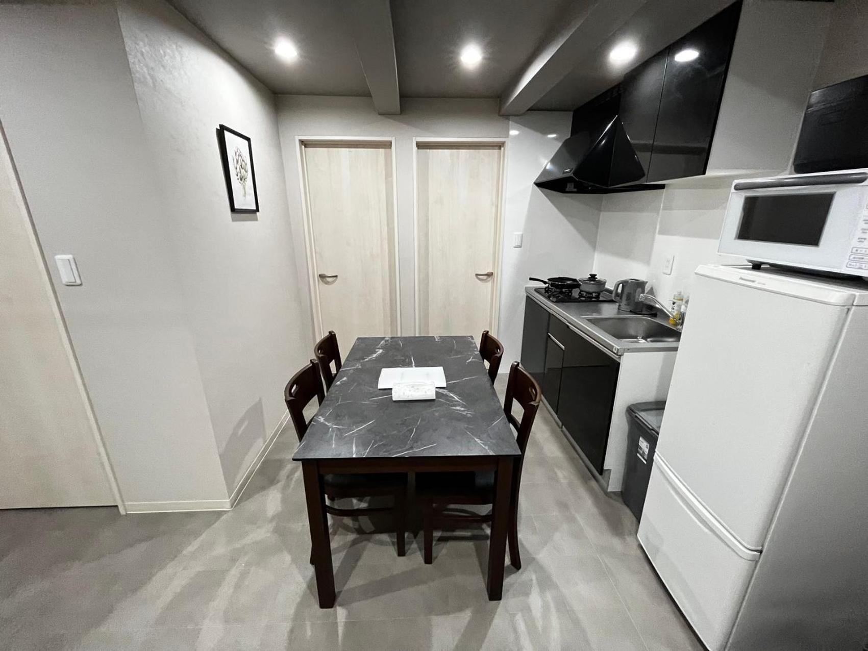 Apartment 庵201 駅から徒歩4分 空港 難波 梅田直結 大空間双卧双厕67平 8人部屋 Osaka